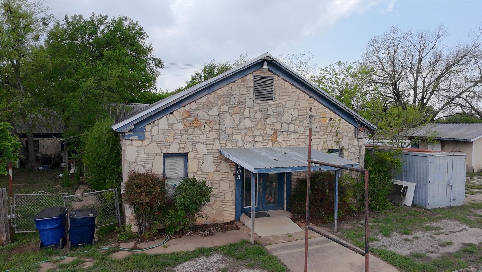 201, 203, 205, & 207 S Hwy 183, Leander, TX 78641