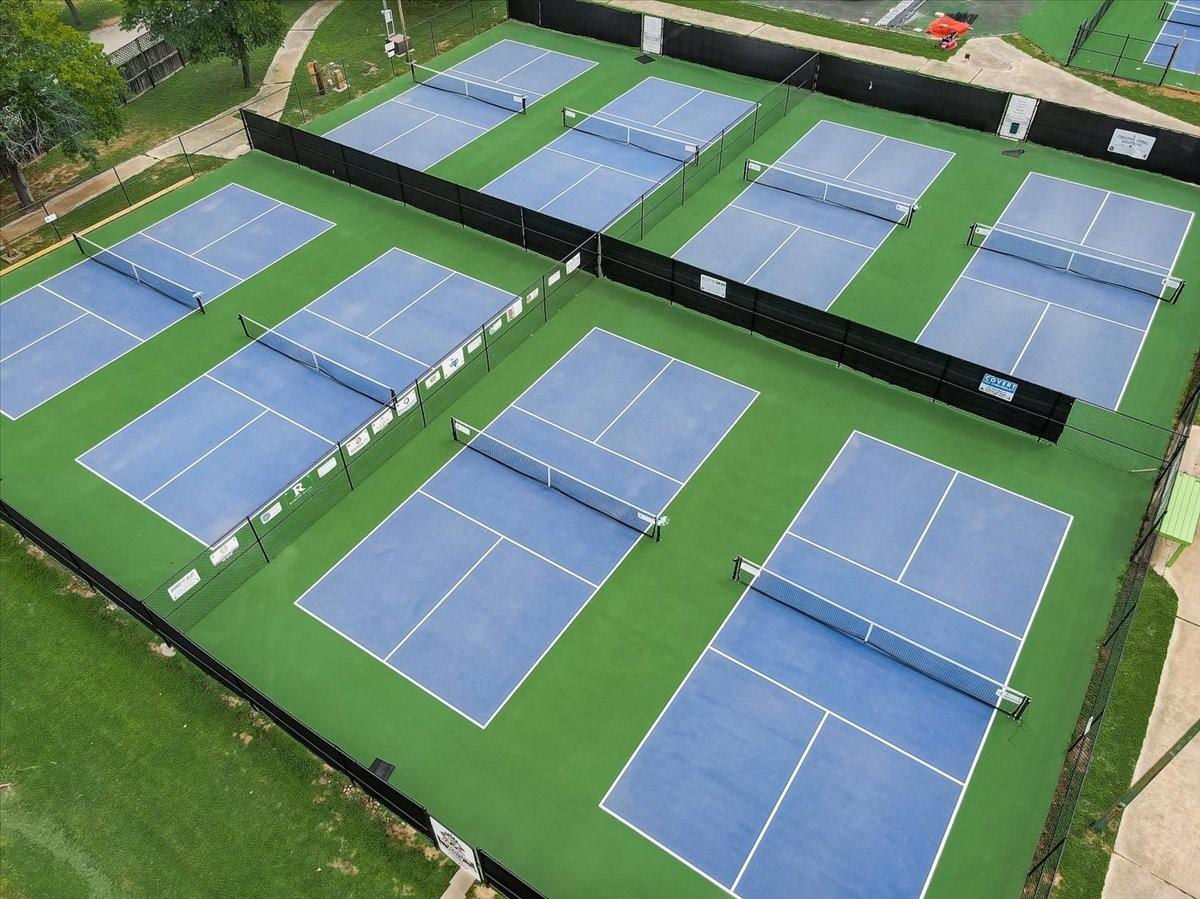 157 Lamaloa Ln, Bastrop, TX 78602