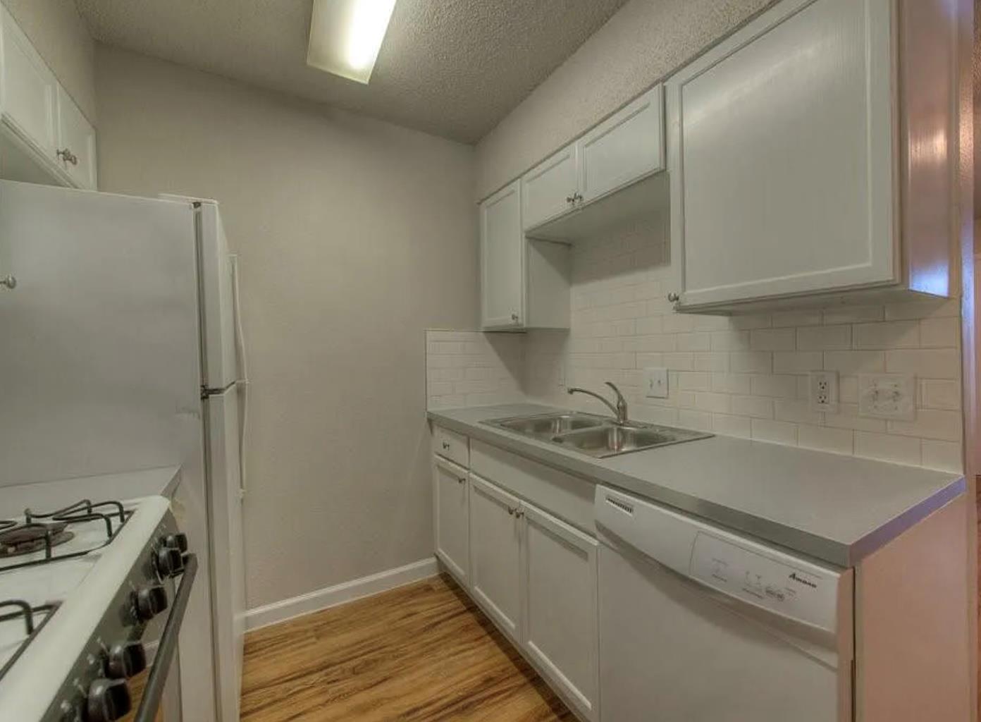 1124 Gardner Rd # B, Austin, TX 78721