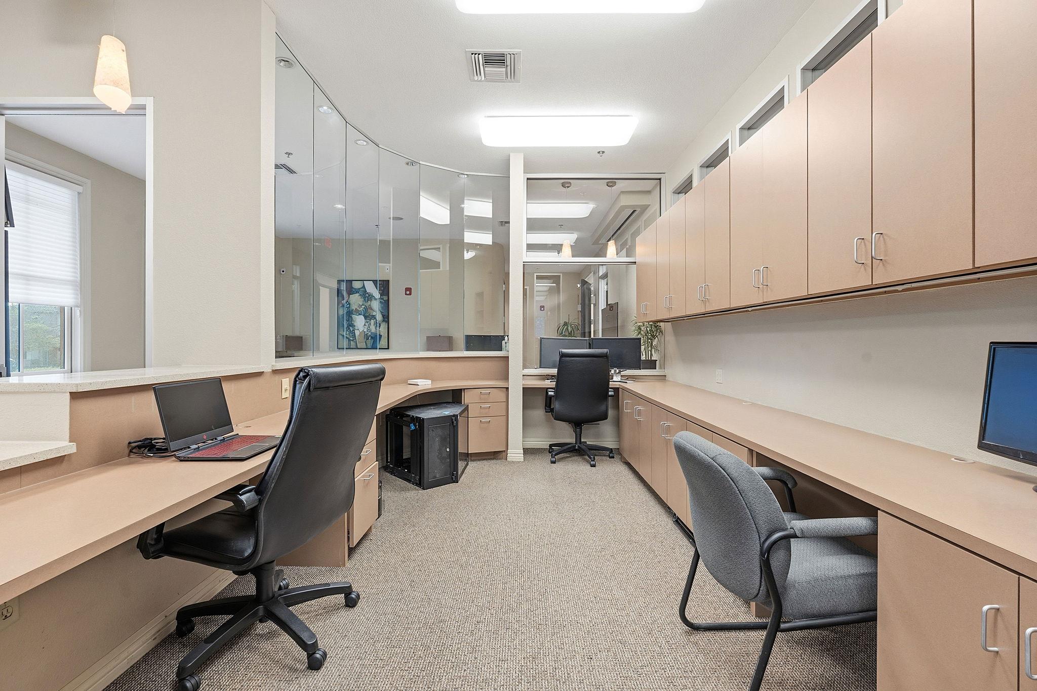 5900 Southwest Pkwy # 401, Austin, TX 78735