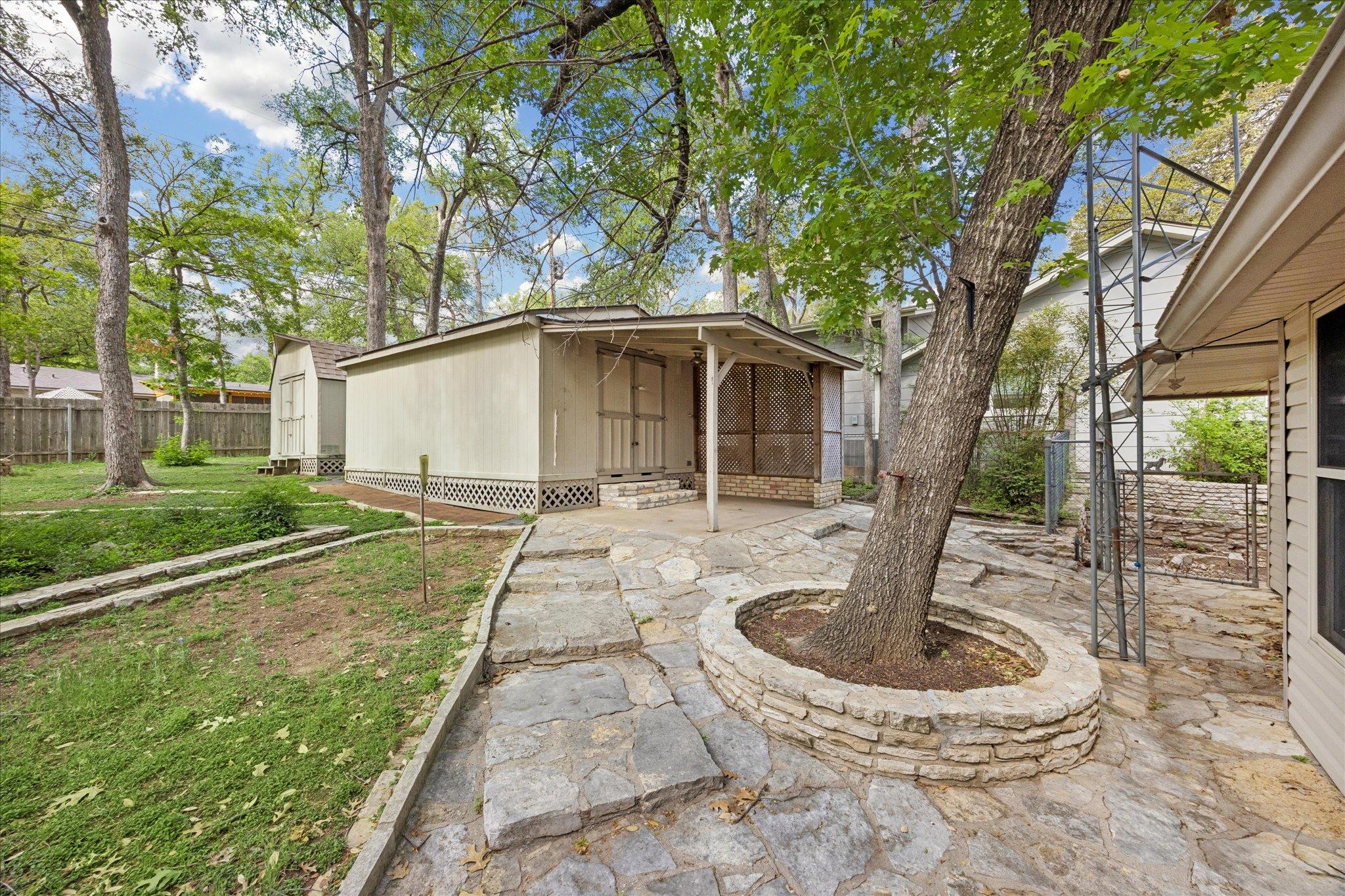 1815 Parkside Ln, Austin, TX 78745