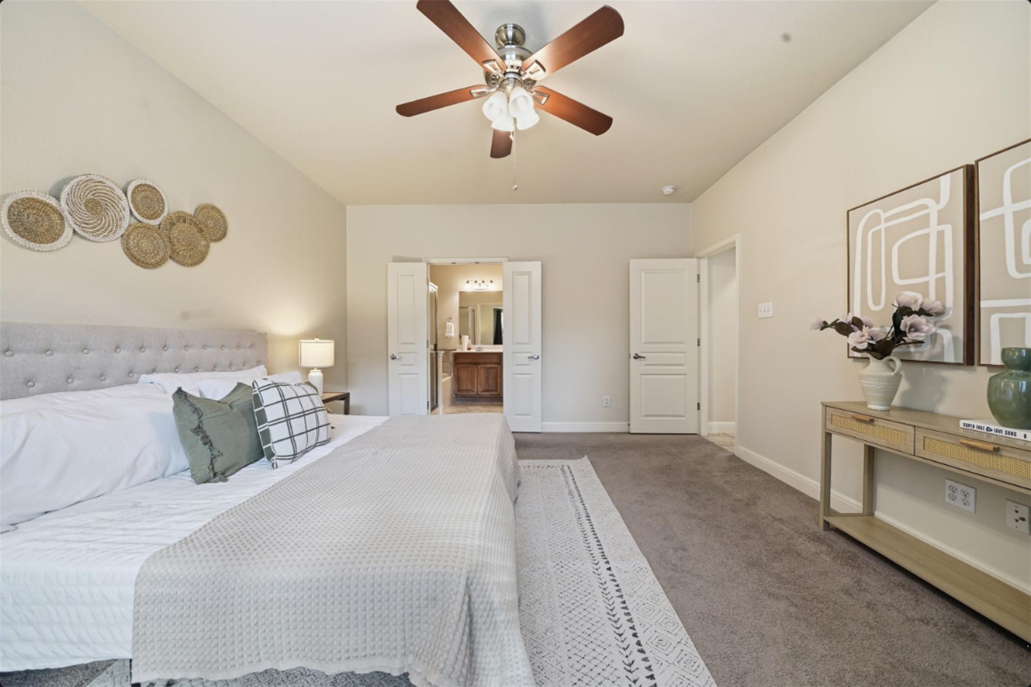 6705 Covered Bridge Dr # 8, Austin, TX 78736