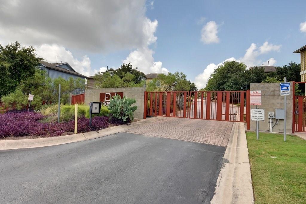 2017 Warely Ln, Austin, TX 78741