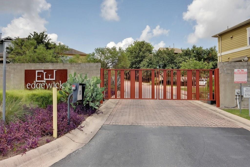 2017 Warely Ln, Austin, TX 78741