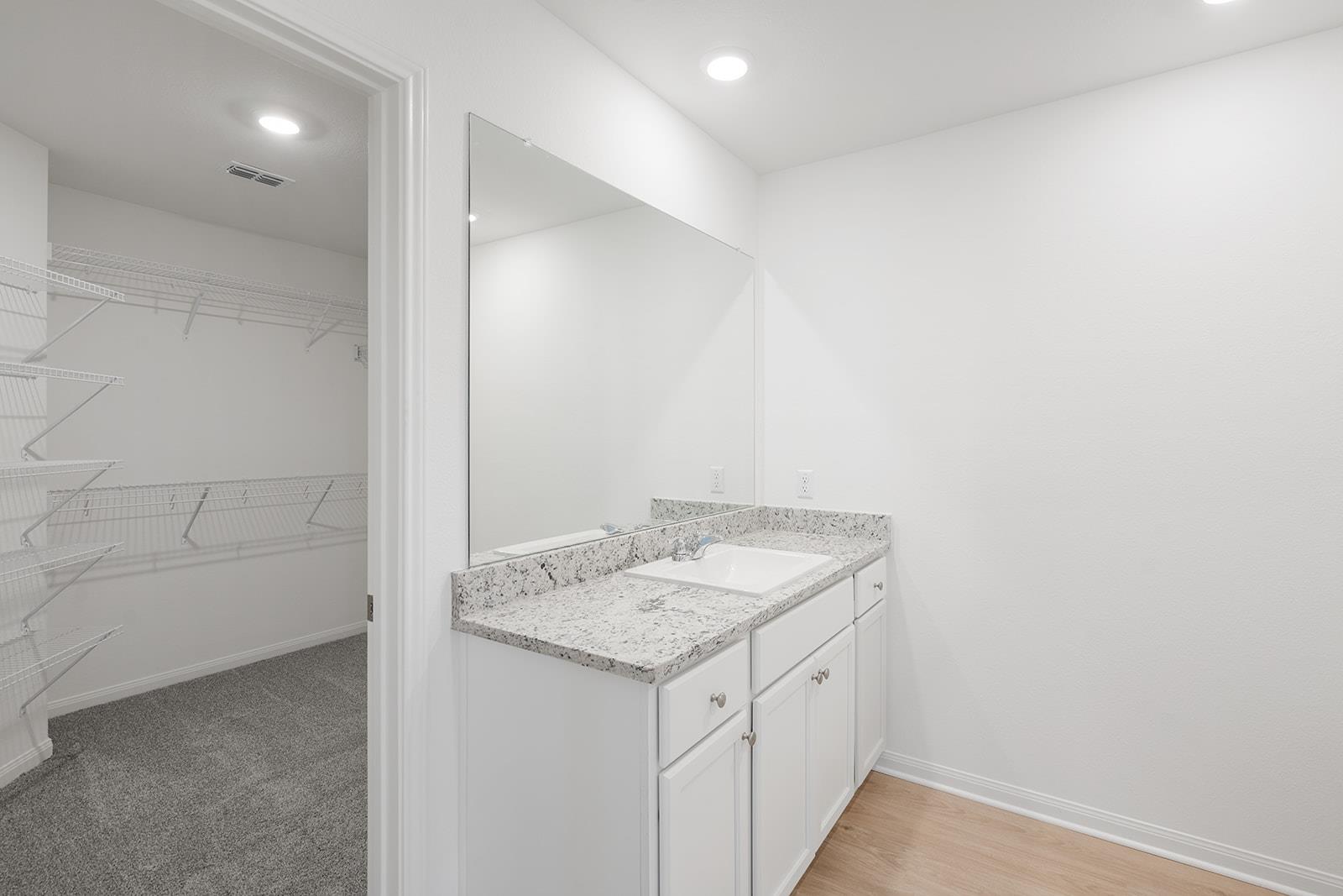 112 Paria Ct, Jarrell, TX 76537