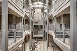 1906 Robbins Pl # 308, Austin, TX 78705