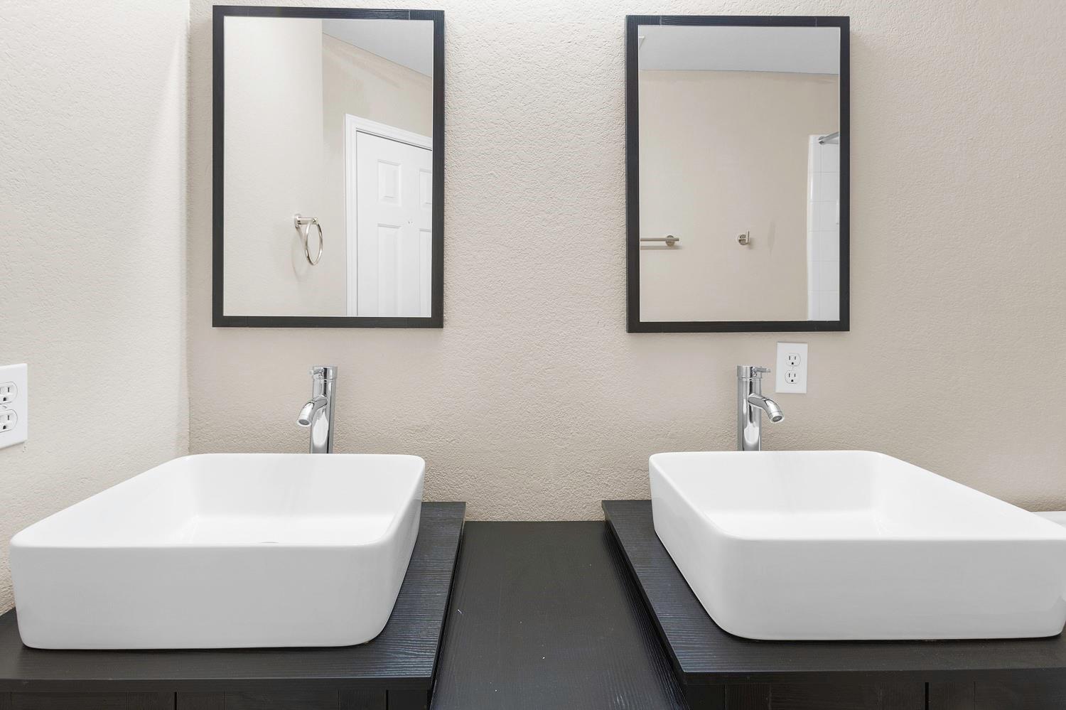 7024 Thistle Hill Way, Austin, TX 78754