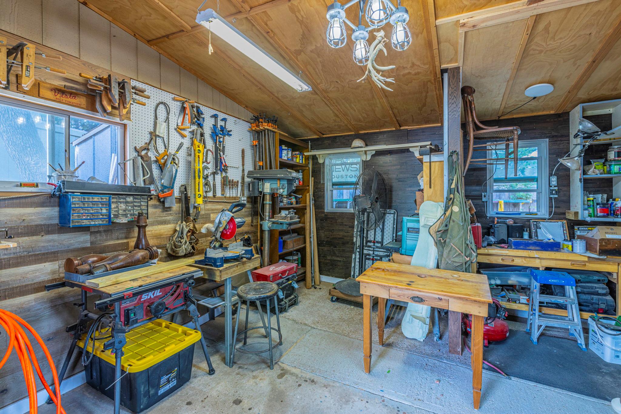 3900 Aero Dr, Georgetown, TX 78628