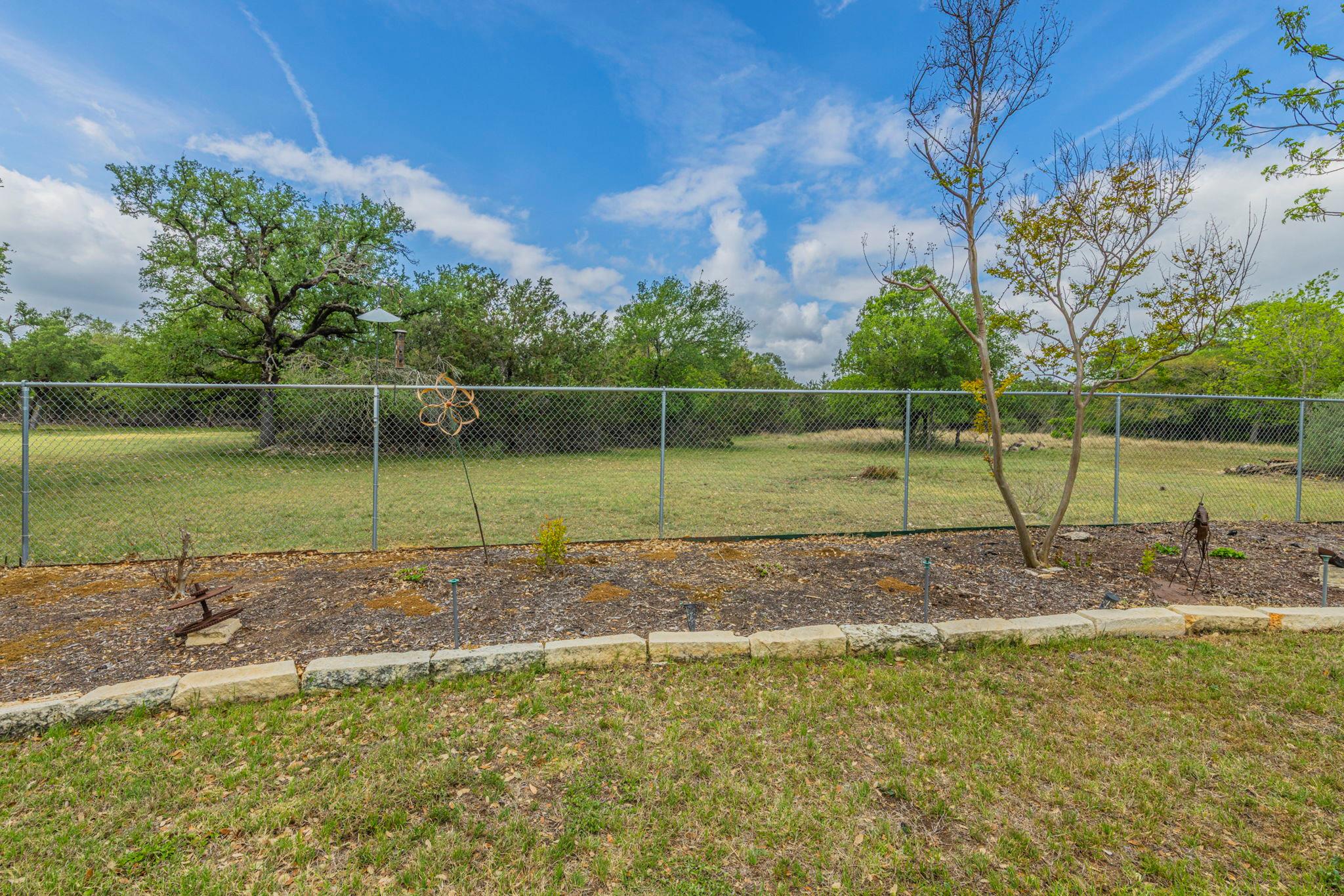 3900 Aero Dr, Georgetown, TX 78628