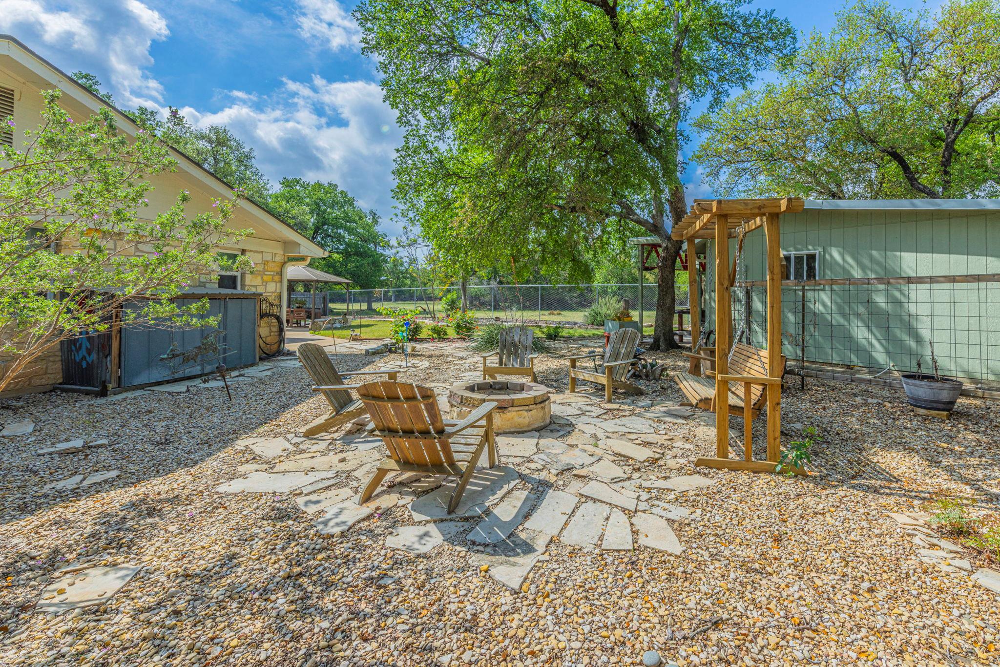 3900 Aero Dr, Georgetown, TX 78628