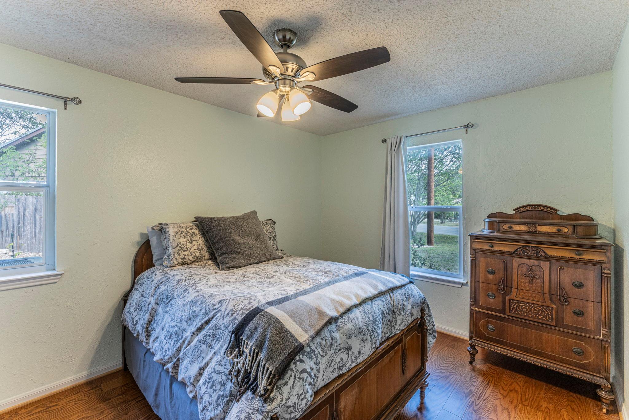 3900 Aero Dr, Georgetown, TX 78628