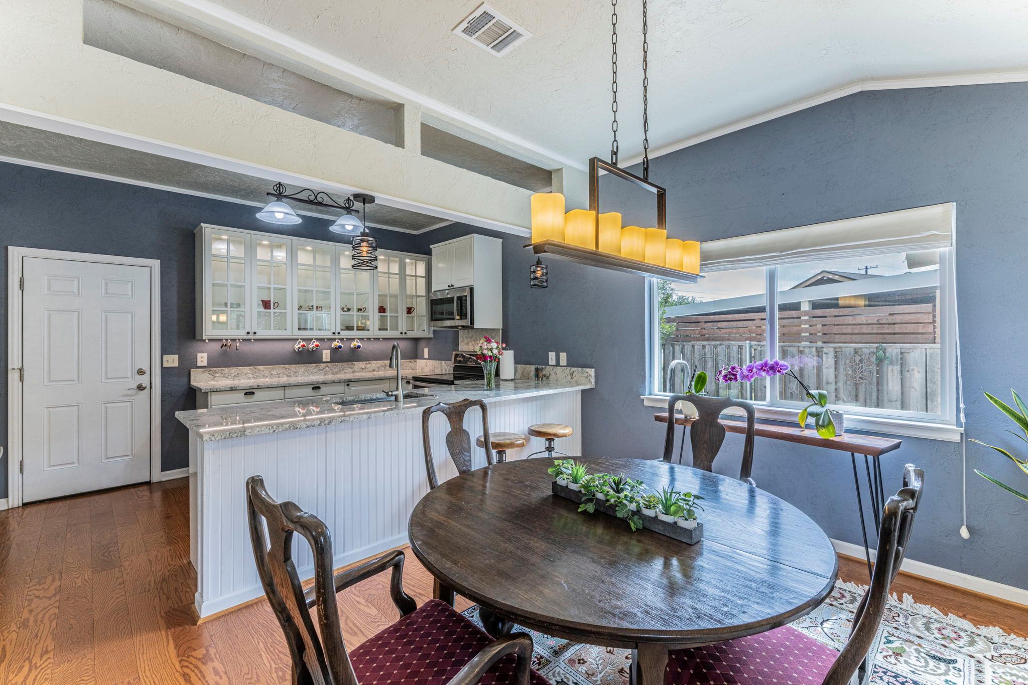 3900 Aero Dr, Georgetown, TX 78628