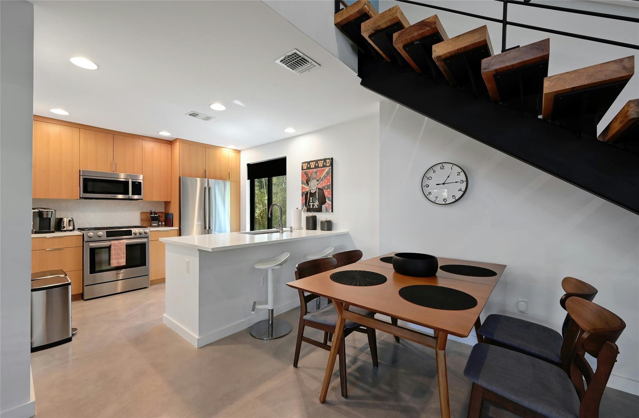 407 South Park Dr # 2, Austin, TX 78704