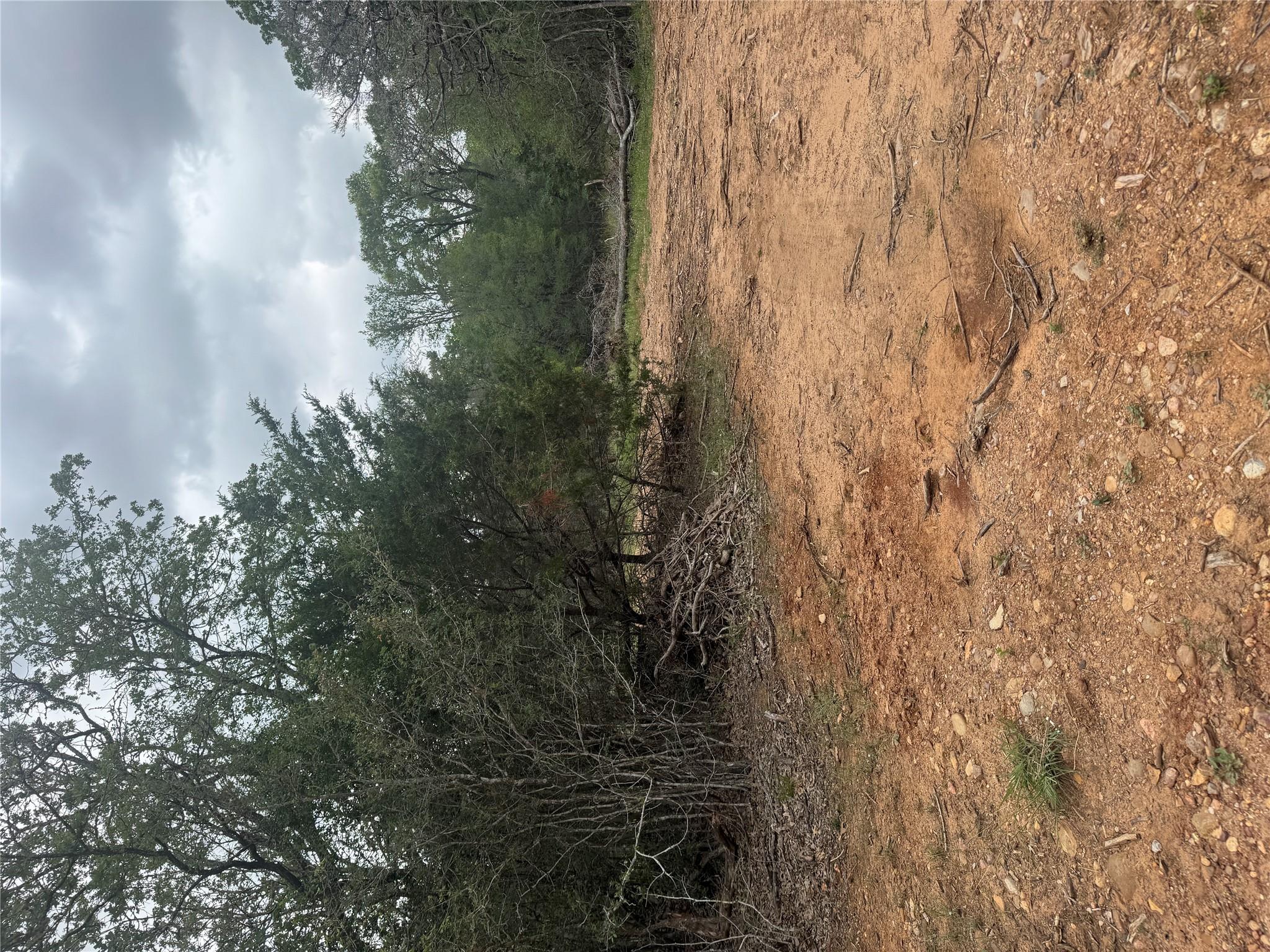 108 Howi Ln, Bastrop, TX 78602