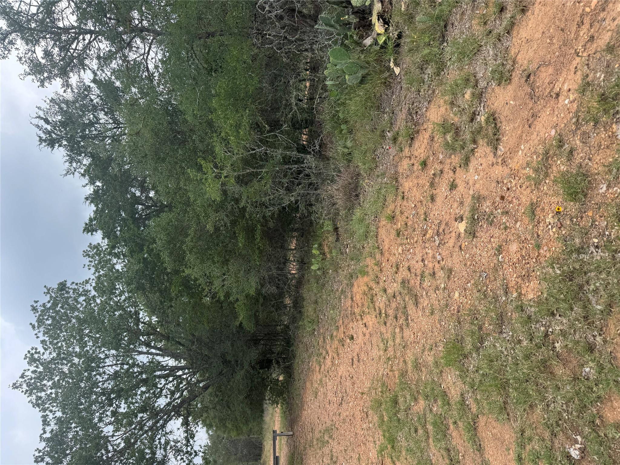 108 Howi Ln, Bastrop, TX 78602