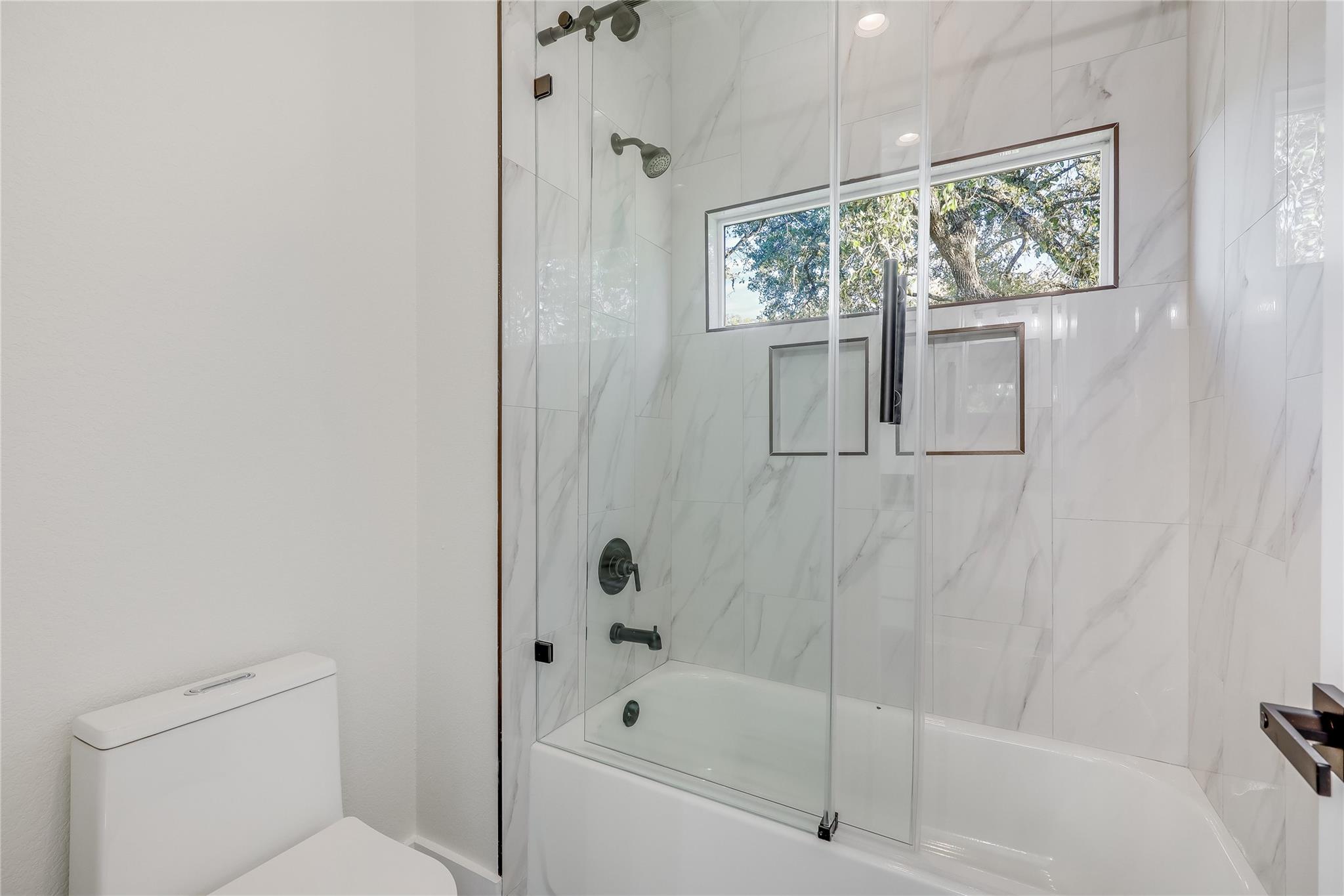 143 Keystone Rdg, Buchanan Dam, TX 78609