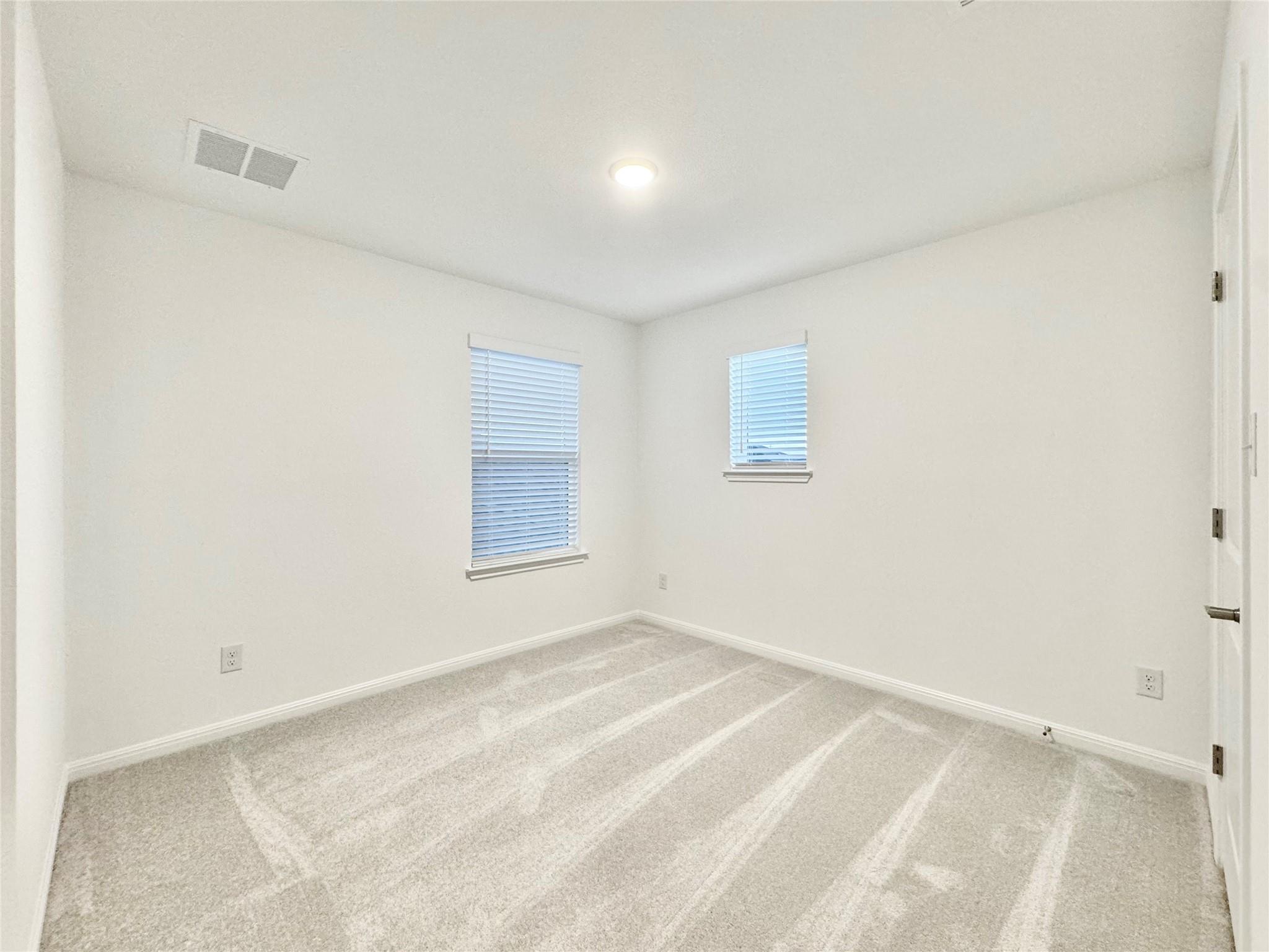 611 Emory Crossing Blvd, Hutto, TX 78634