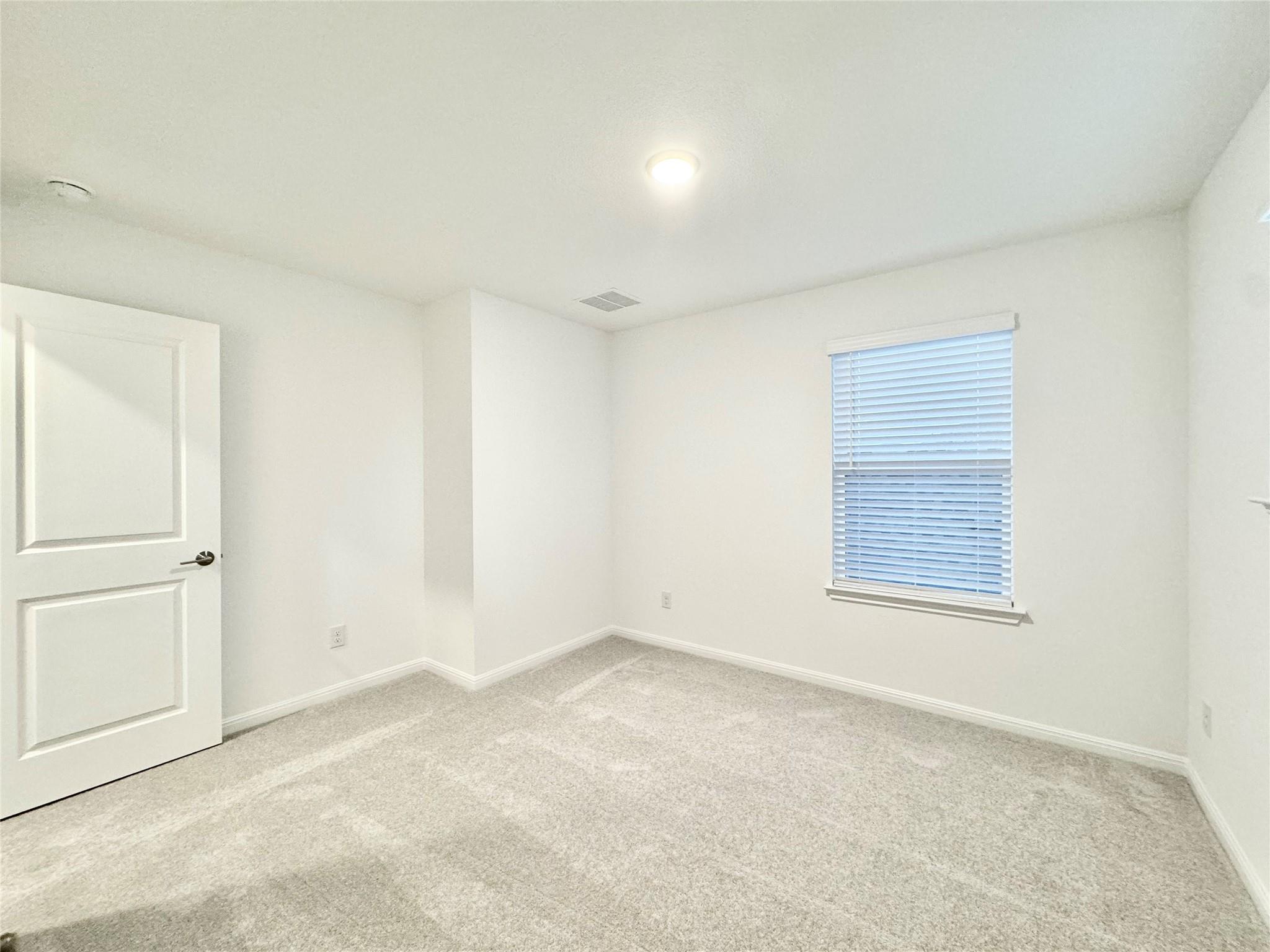 611 Emory Crossing Blvd, Hutto, TX 78634