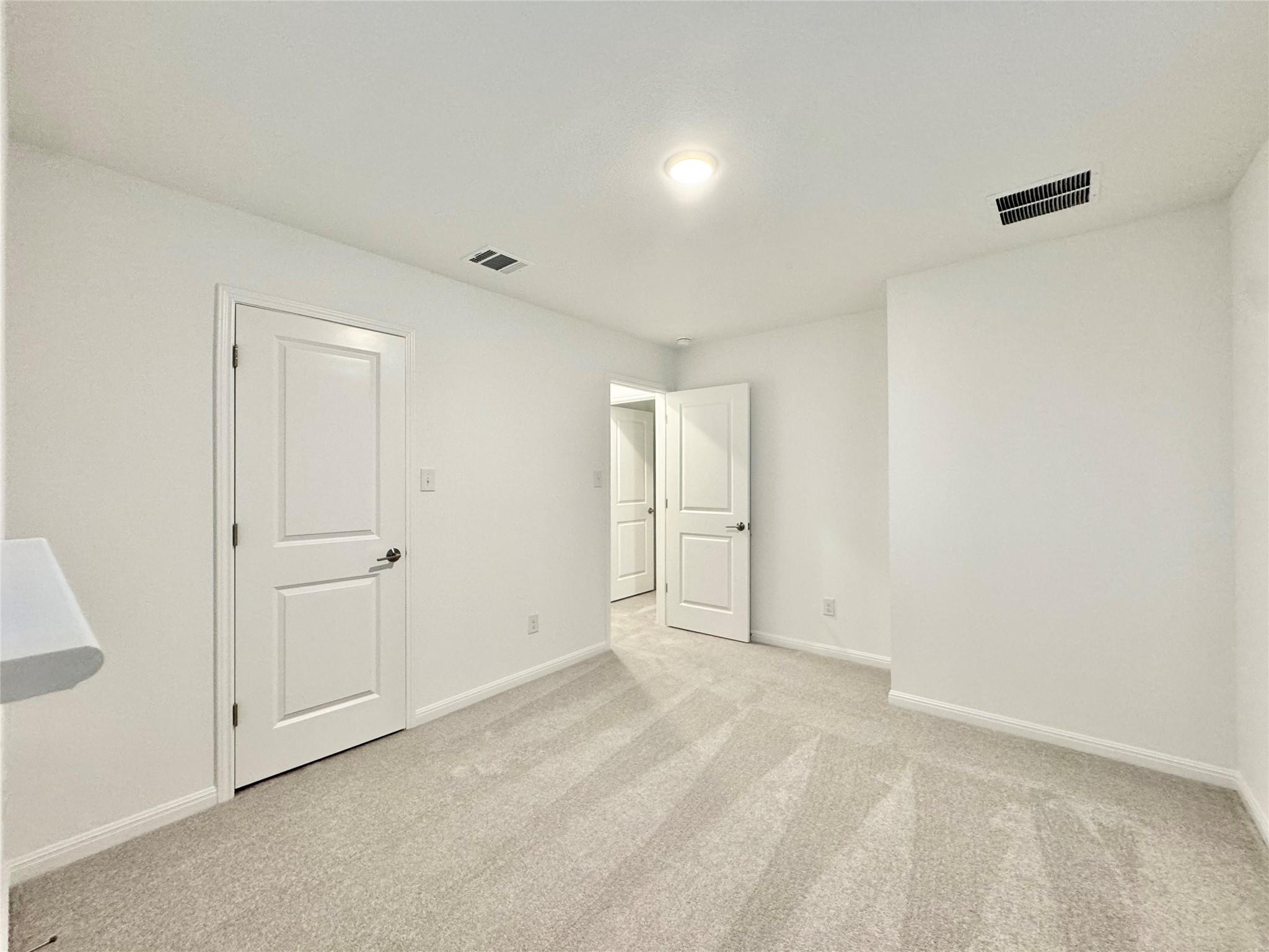 611 Emory Crossing Blvd, Hutto, TX 78634