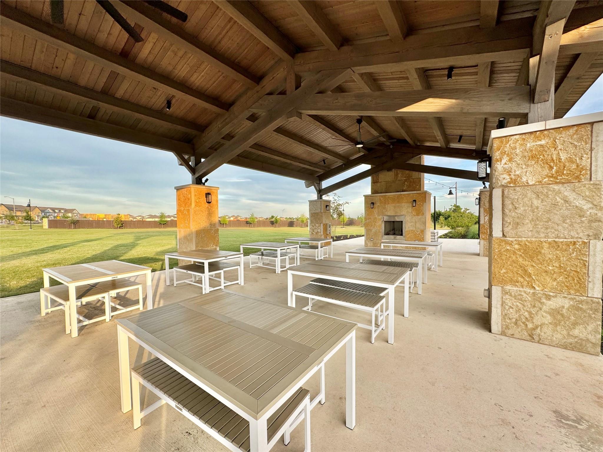 611 Emory Crossing Blvd, Hutto, TX 78634