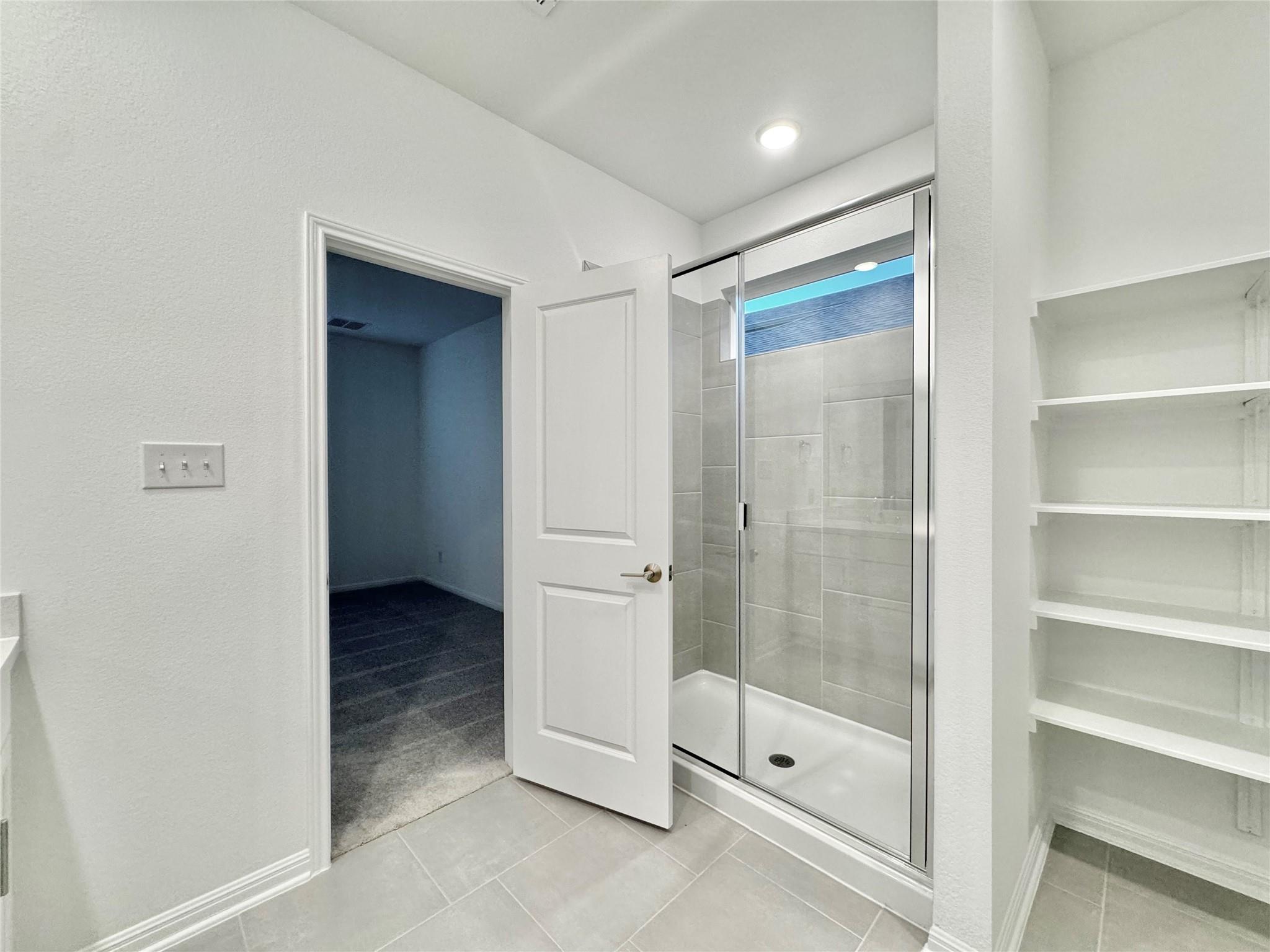 611 Emory Crossing Blvd, Hutto, TX 78634