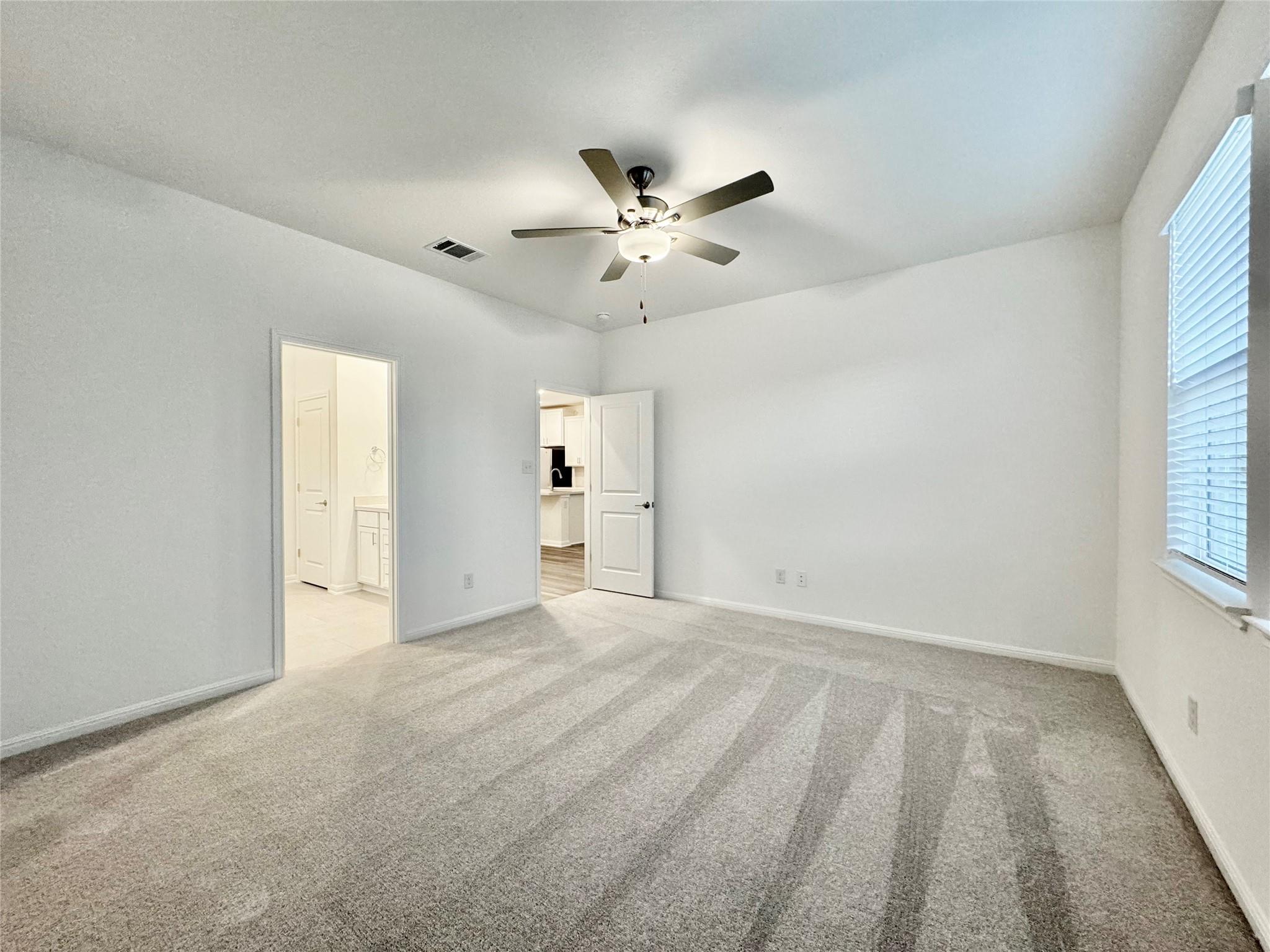 611 Emory Crossing Blvd, Hutto, TX 78634