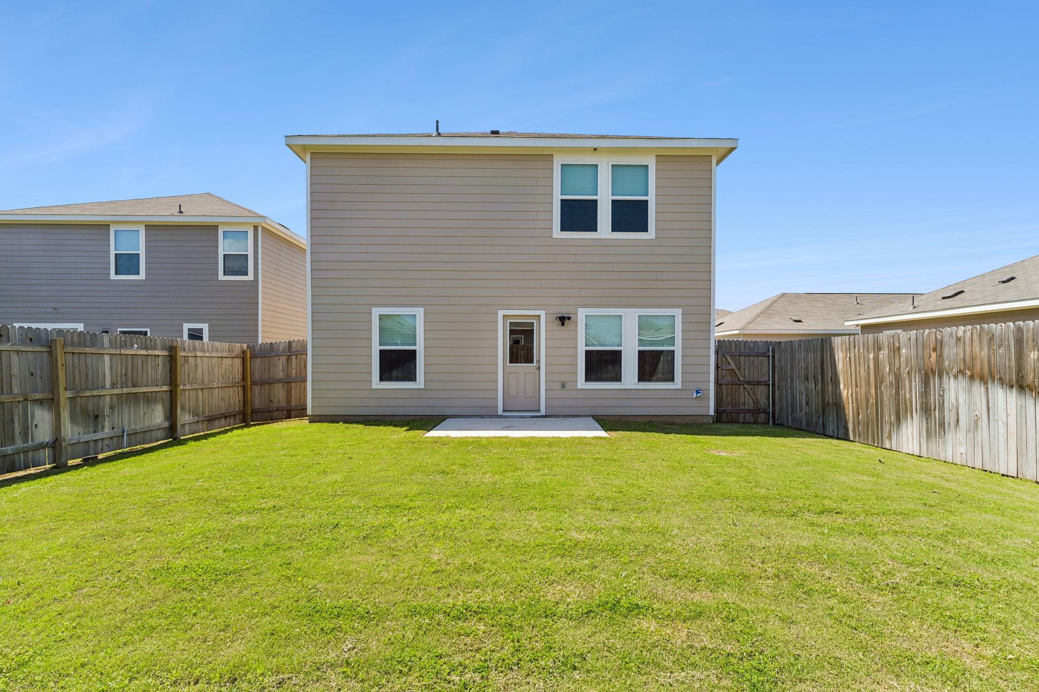 550 Thistle Ln, Maxwell, TX 78656