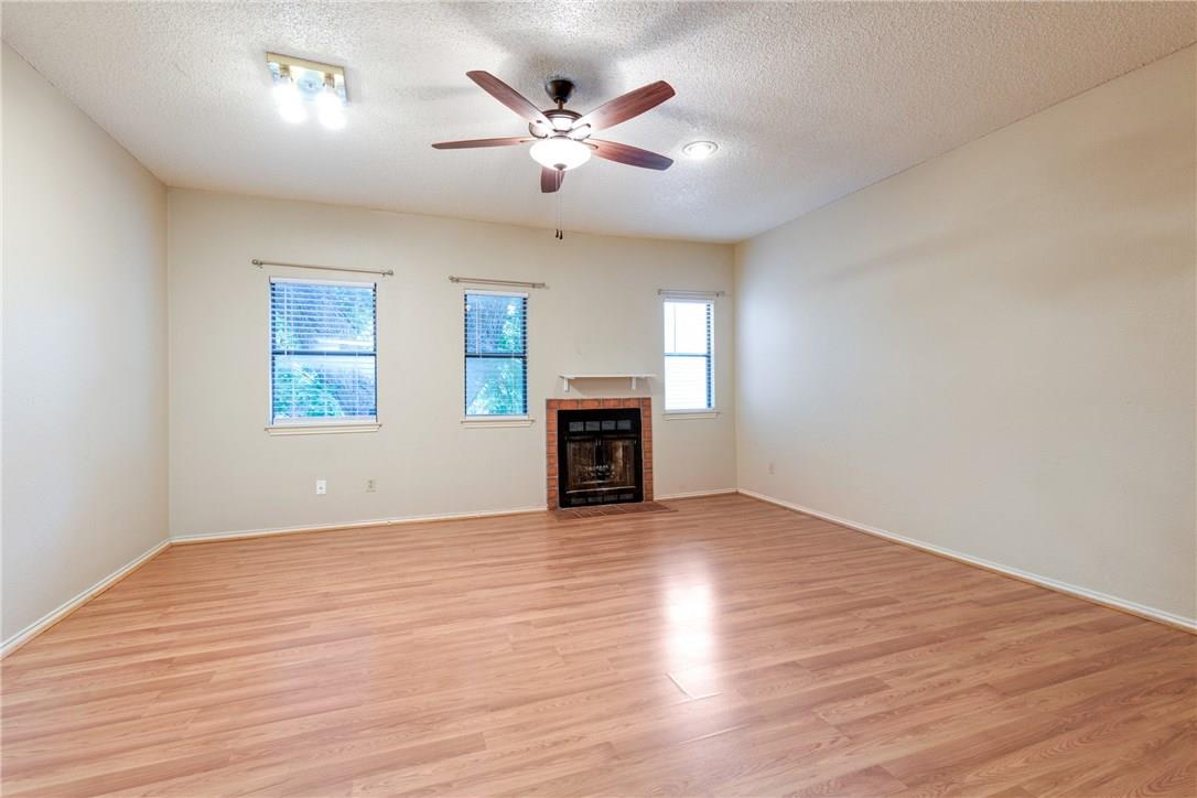 706 W 22nd St # 202, Austin, TX 78705