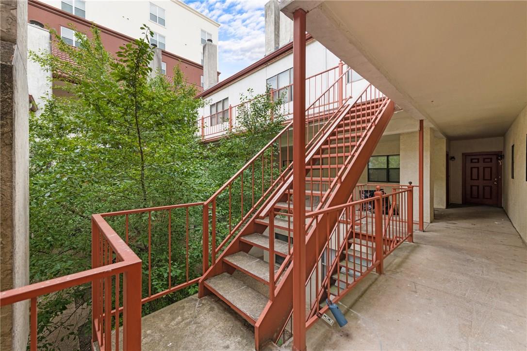 706 W 22nd St # 202, Austin, TX 78705