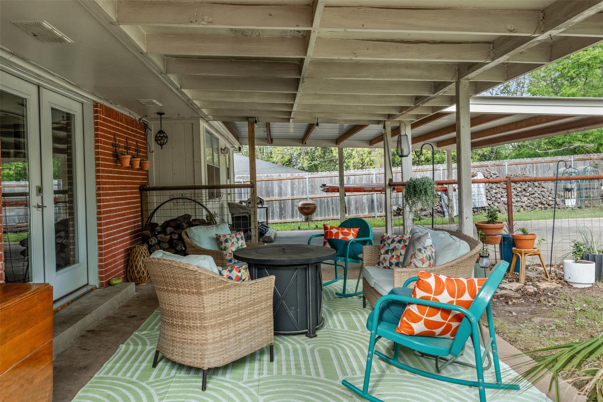 216 E 21st Ave, Belton, TX 76513