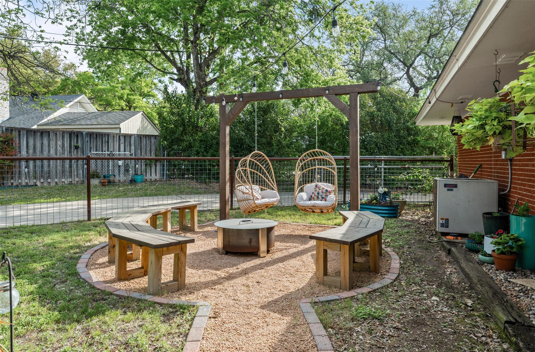 216 E 21st Ave, Belton, TX 76513