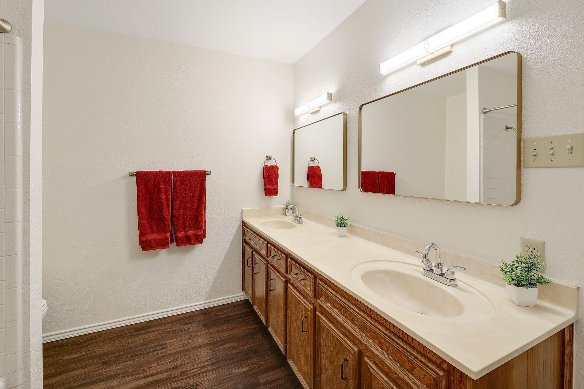 6519 Hart Ln, Austin, TX 78731