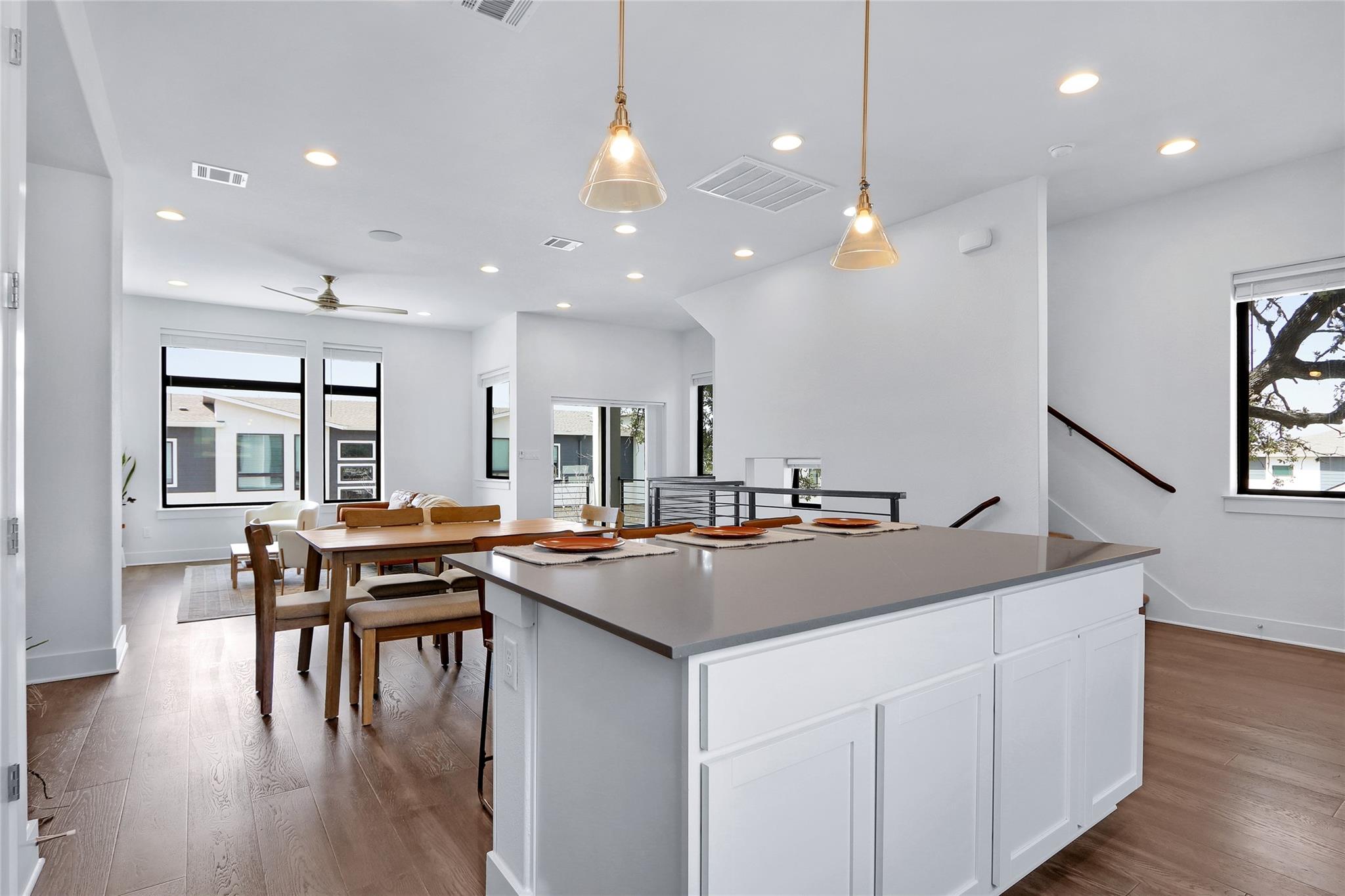 2050 Lohmans Spur Rd # 501, Lakeway, TX 78734