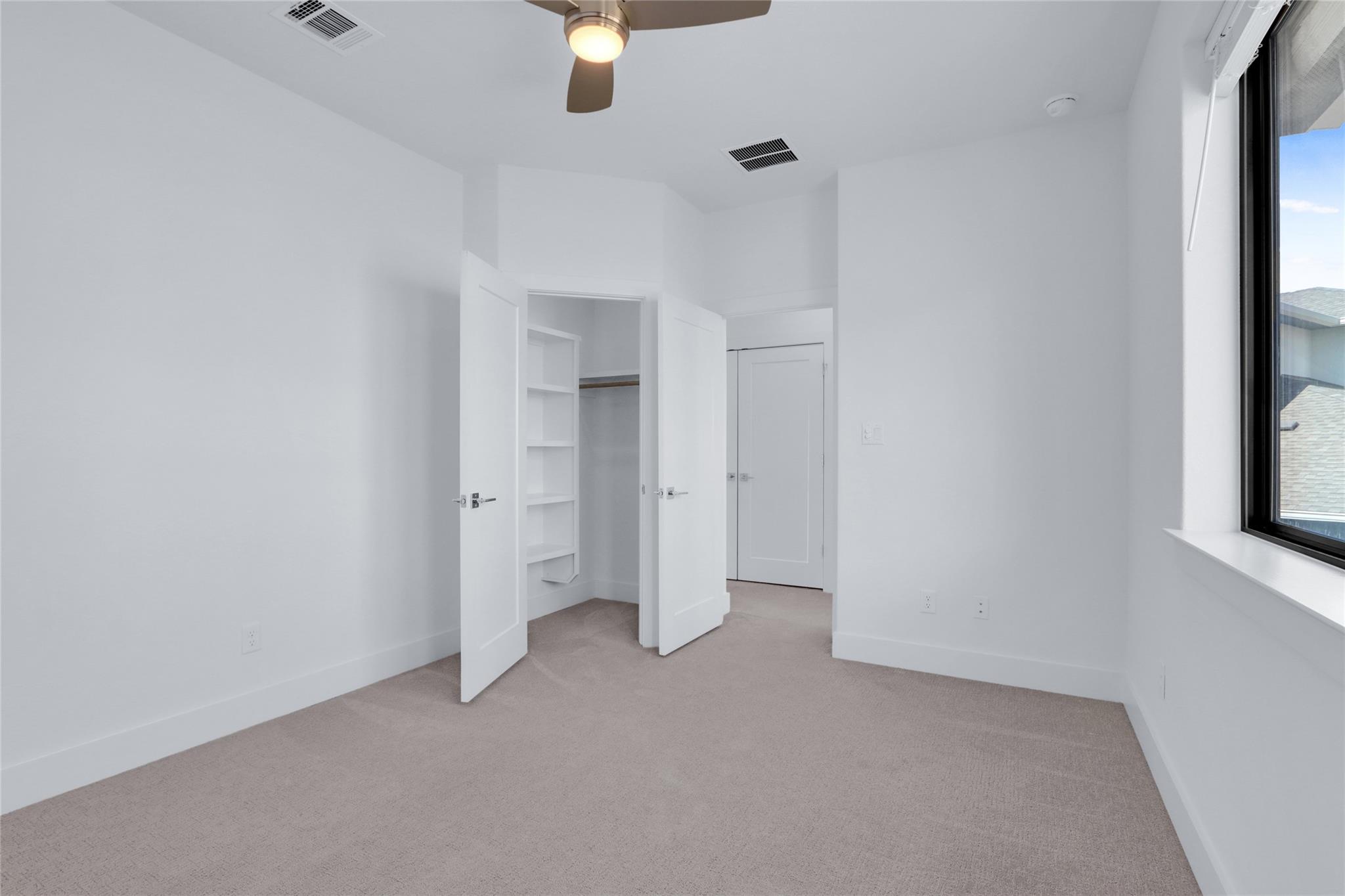 2050 Lohmans Spur Rd # 501, Lakeway, TX 78734