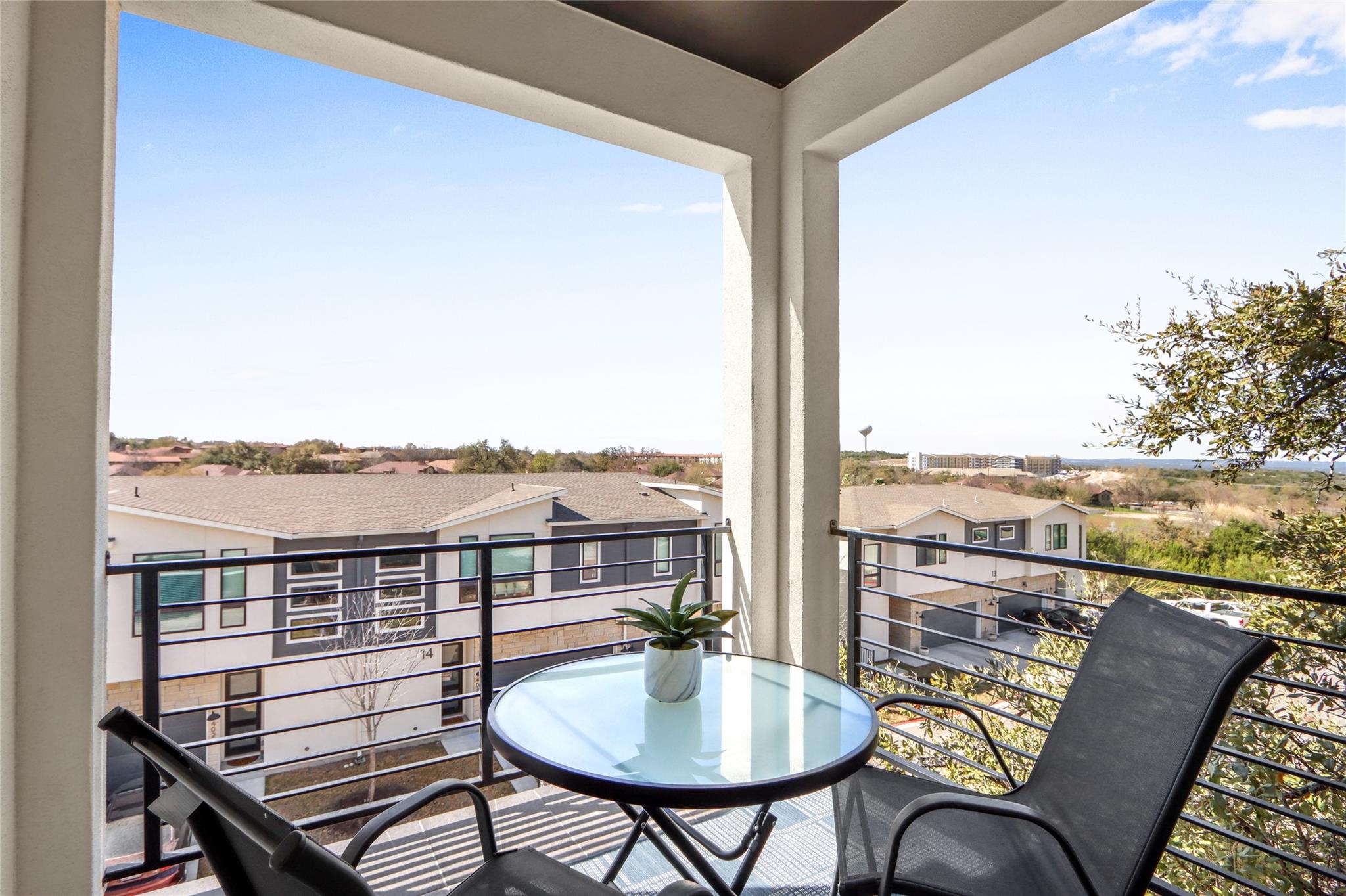 2050 Lohmans Spur Rd # 501, Lakeway, TX 78734