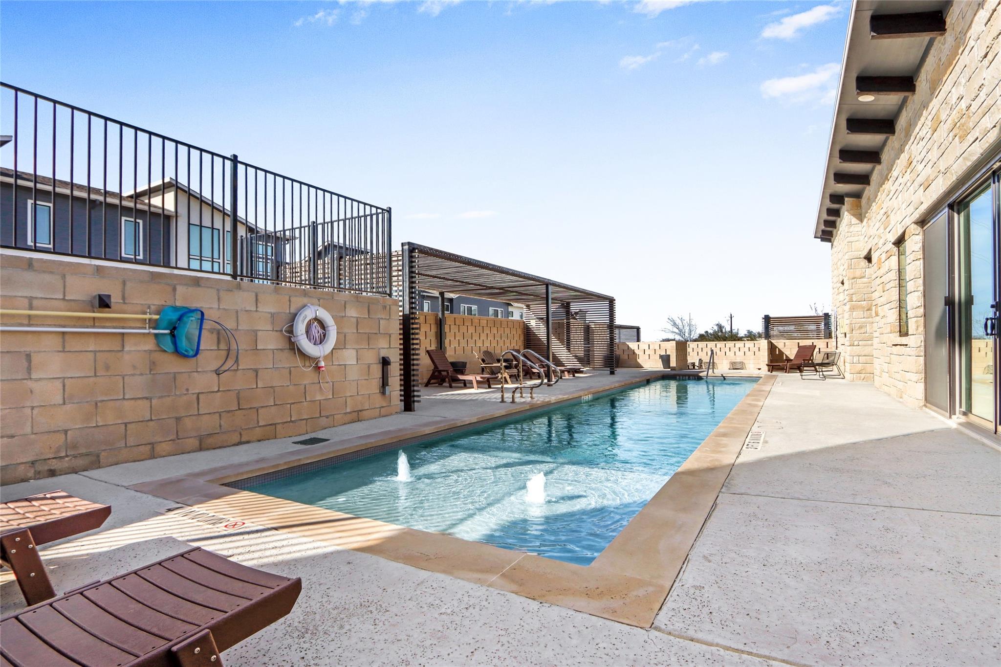 2050 Lohmans Spur Rd # 501, Lakeway, TX 78734