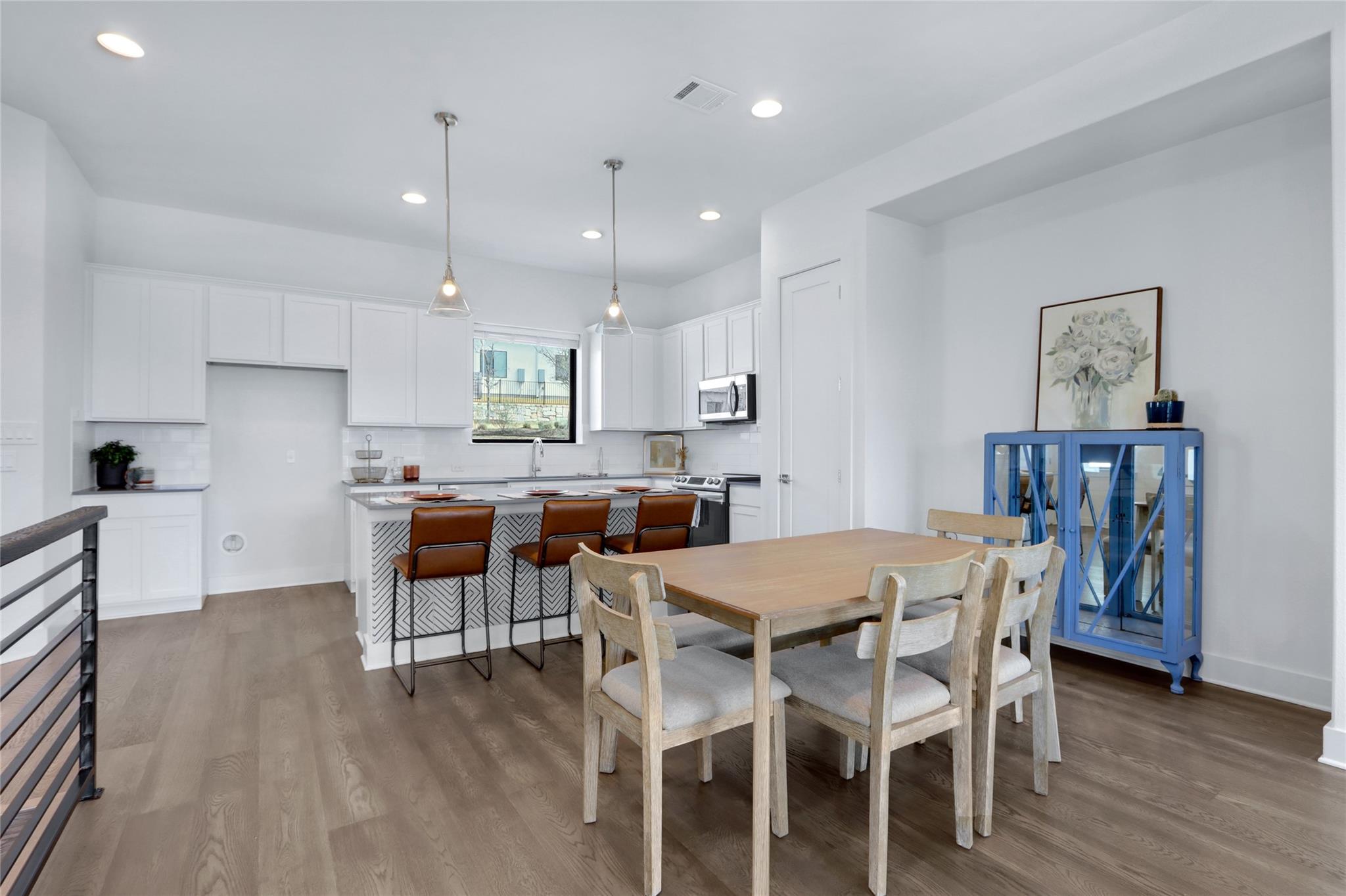 2050 Lohmans Spur Rd # 501, Lakeway, TX 78734