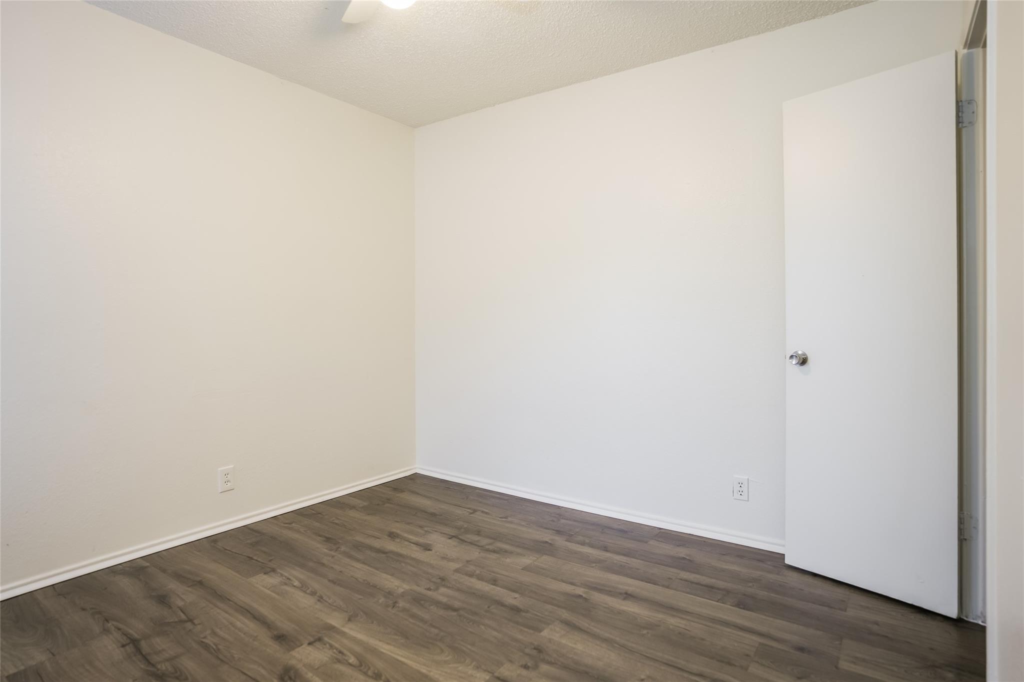 6906 Deep Cir # B, Austin, TX 78744