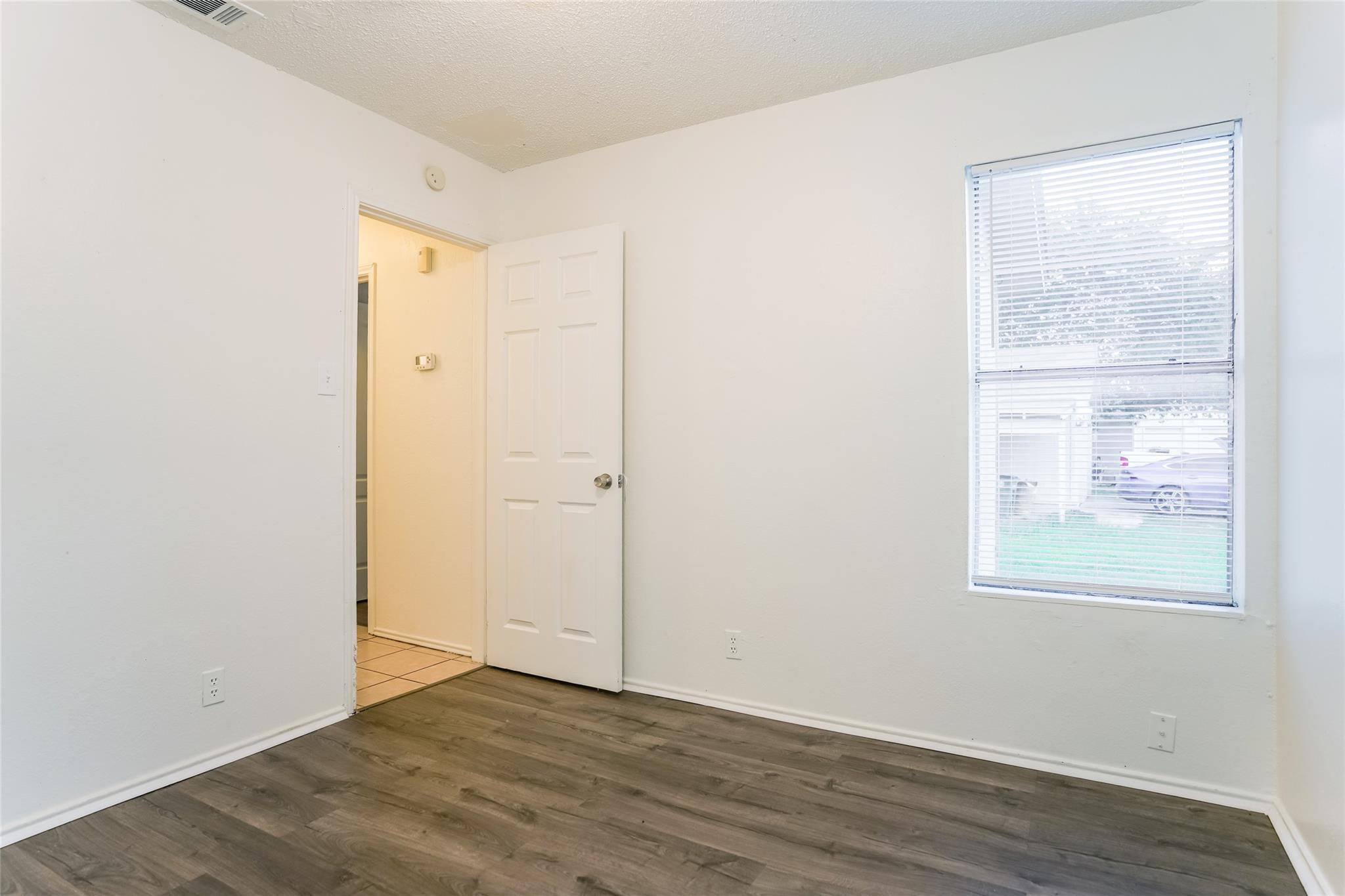 6906 Deep Cir # B, Austin, TX 78744