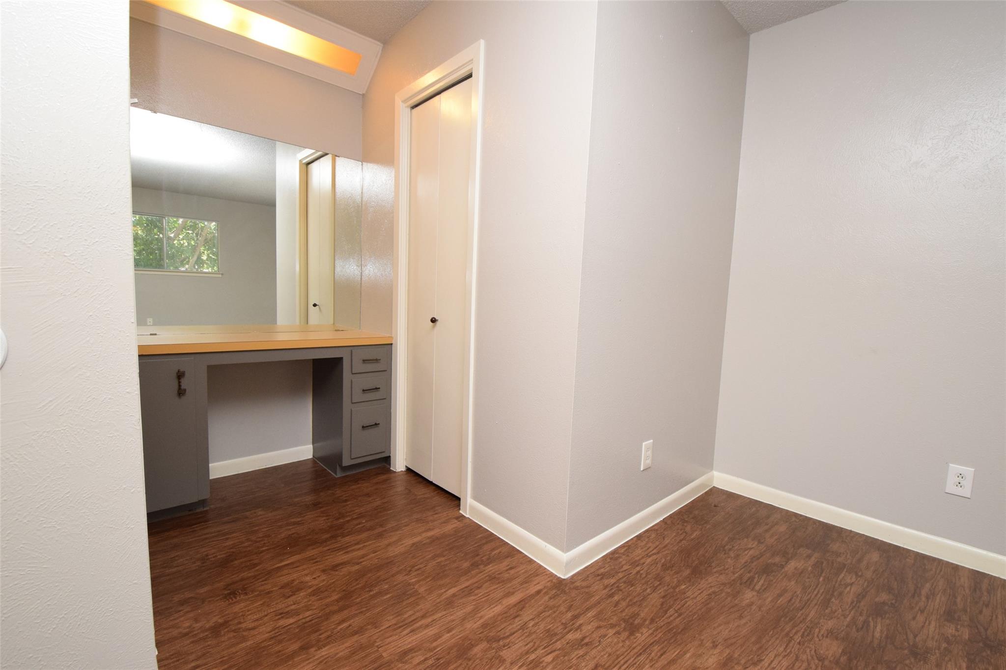 3313 S Oak Dr, Austin, TX 78704