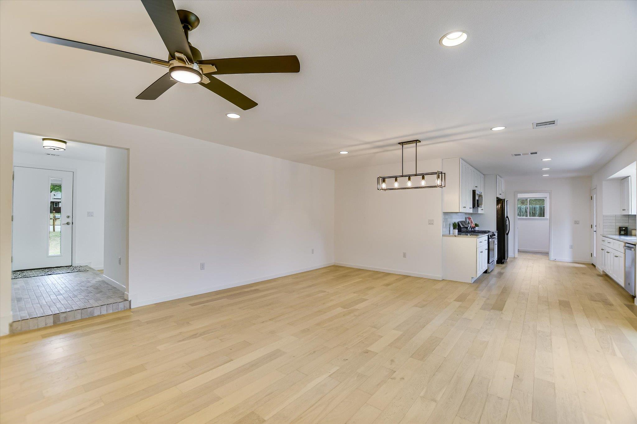 9203 Quail Rock Cir, Austin, TX 78758