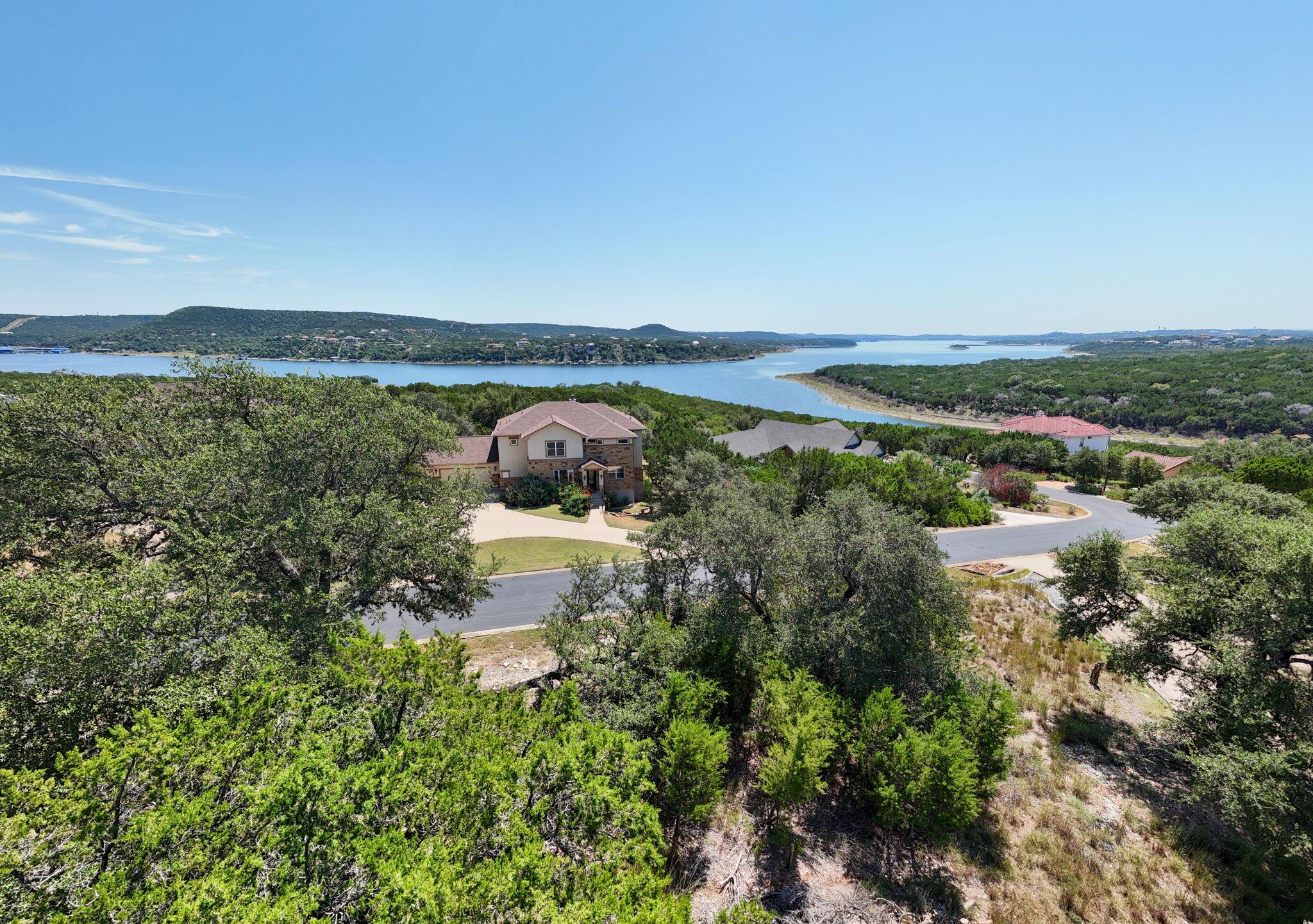 8102 Moon Rise Trl, Jonestown, TX 78645