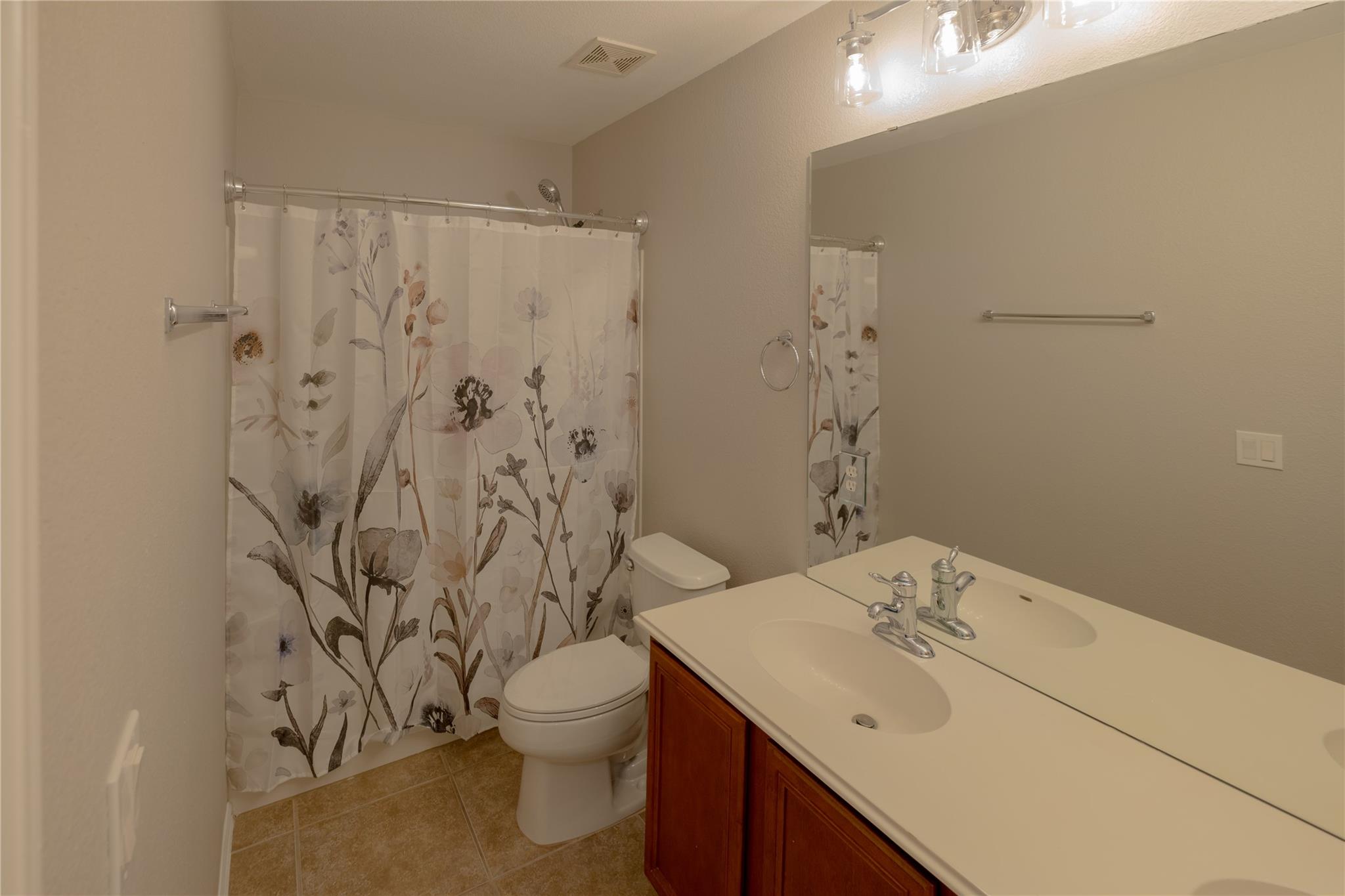 437 Sweet Gum Dr, Kyle, TX 78640