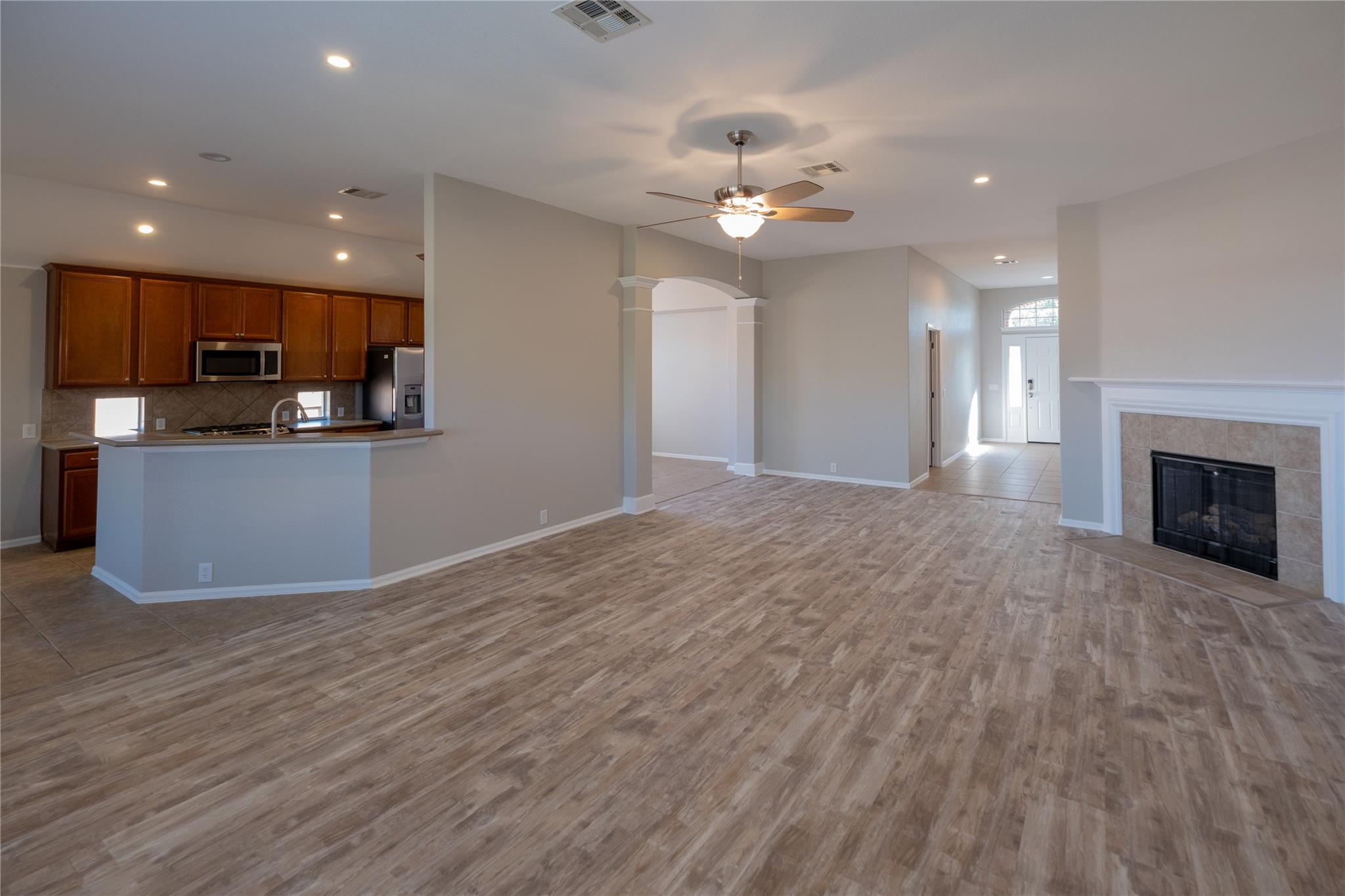 437 Sweet Gum Dr, Kyle, TX 78640