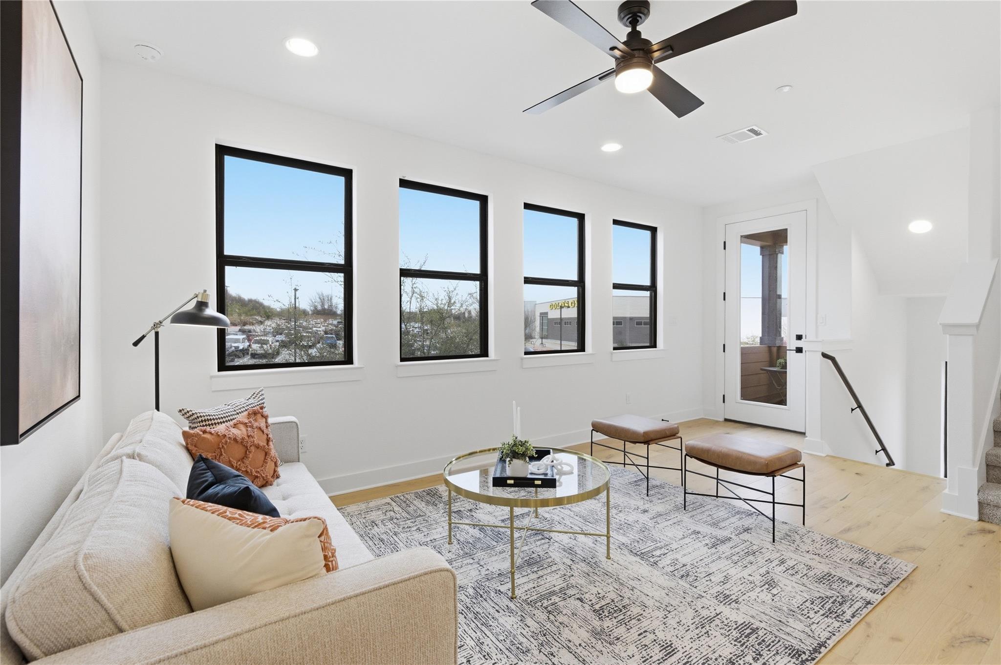 315 Holton Dr # 102, Austin, TX 78737