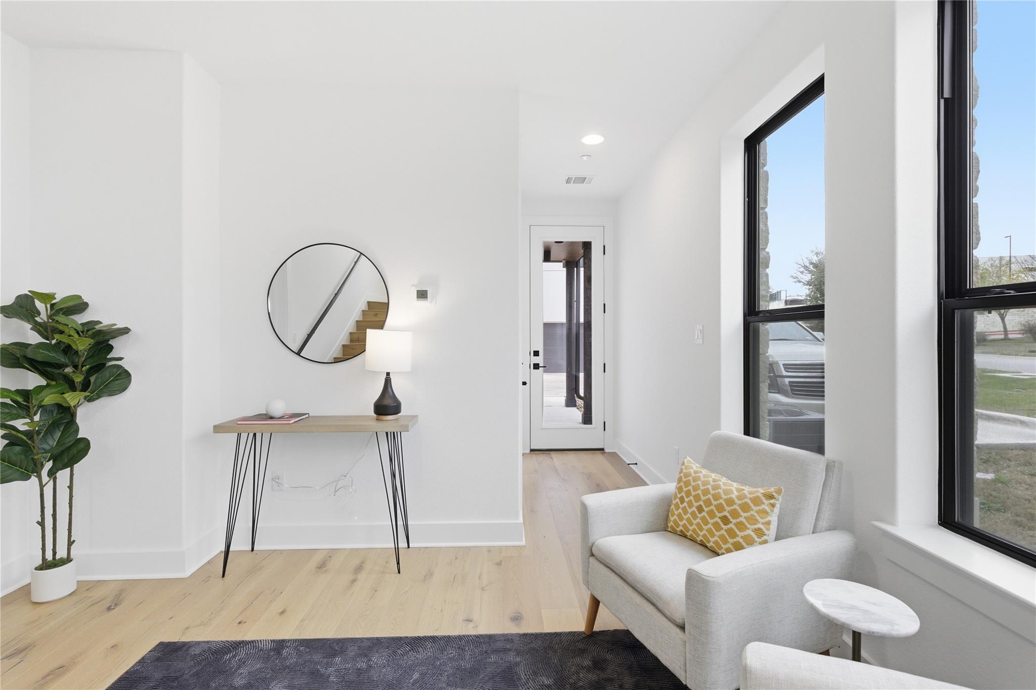 315 Holton Dr # 102, Austin, TX 78737