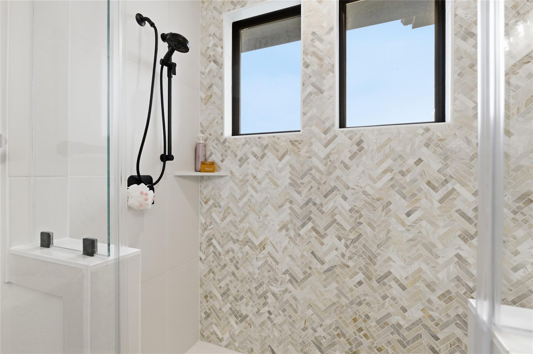 315 Holton Dr # 102, Austin, TX 78737