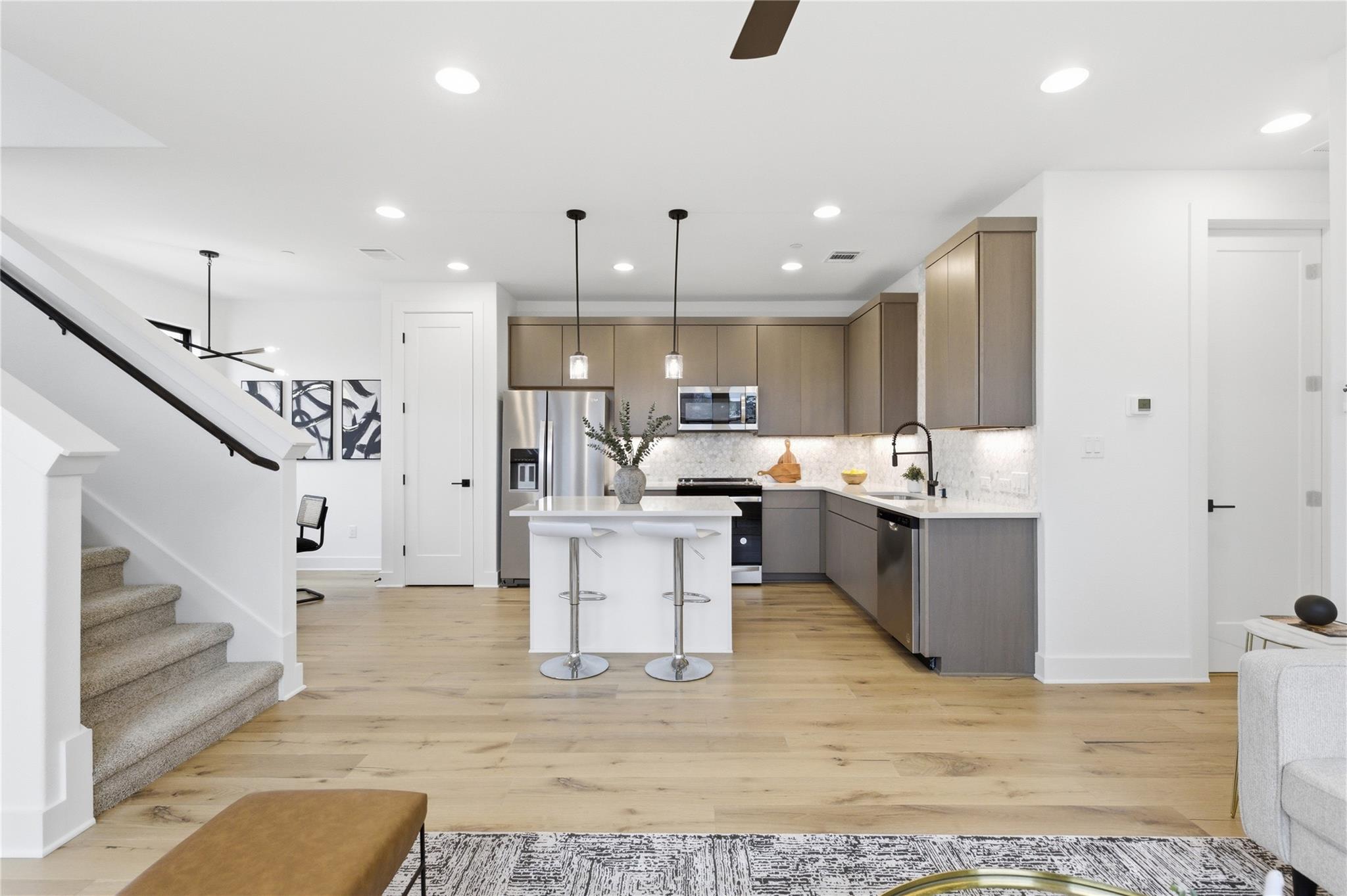 315 Holton Dr # 102, Austin, TX 78737