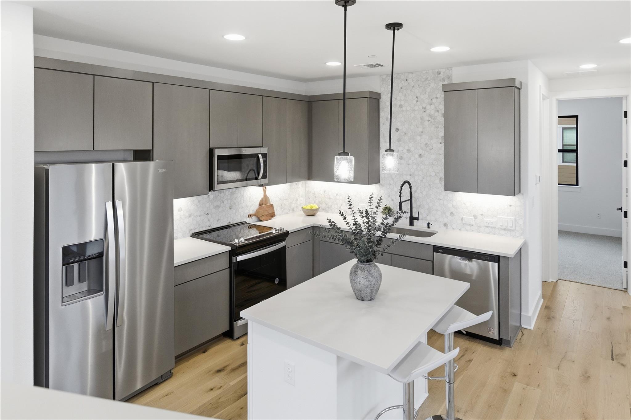 315 Holton Dr # 102, Austin, TX 78737