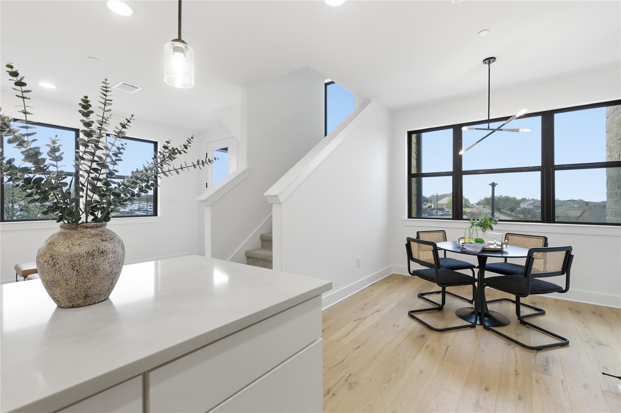 315 Holton Dr # 102, Austin, TX 78737